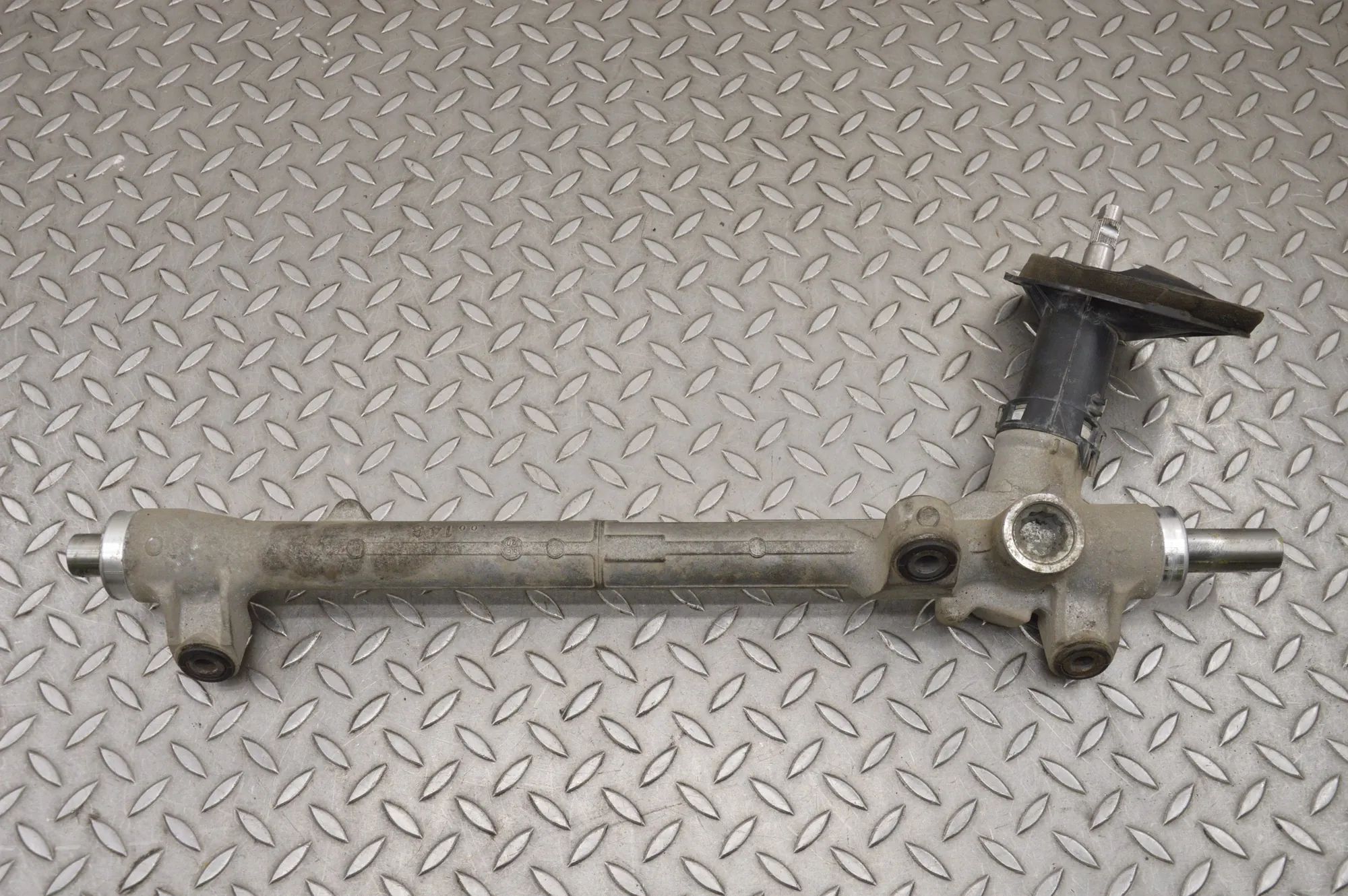 Mazda 3 (BM / BN) рулевая рейка / червяк Steering Rack — MAZDA 3 (BM) (2013-...) — 00148...