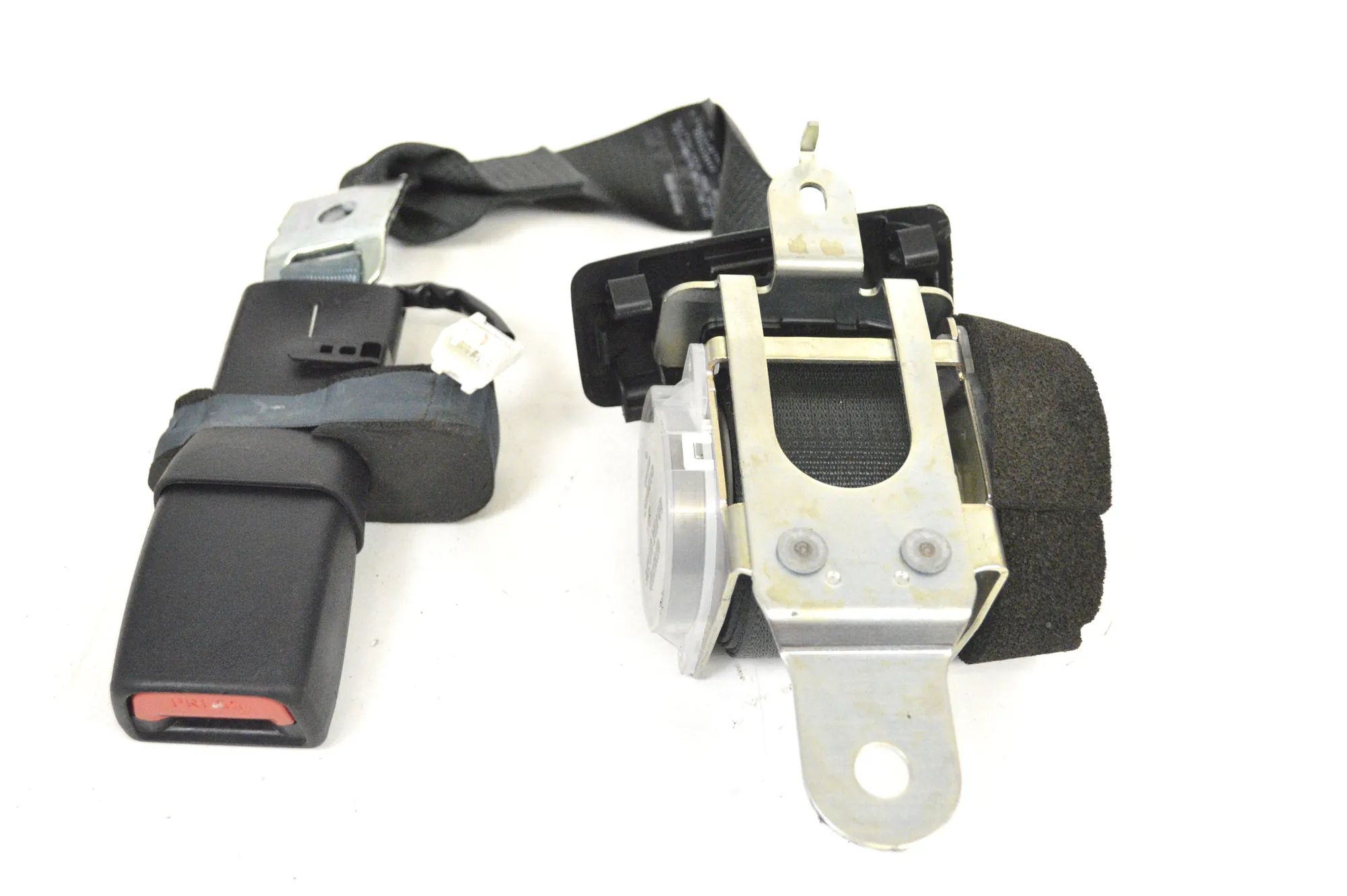 Lexus GS Rear Middle Seatbelt Rear Middle Seatbelt — LEXUS GS (_L1_) (2011-.....