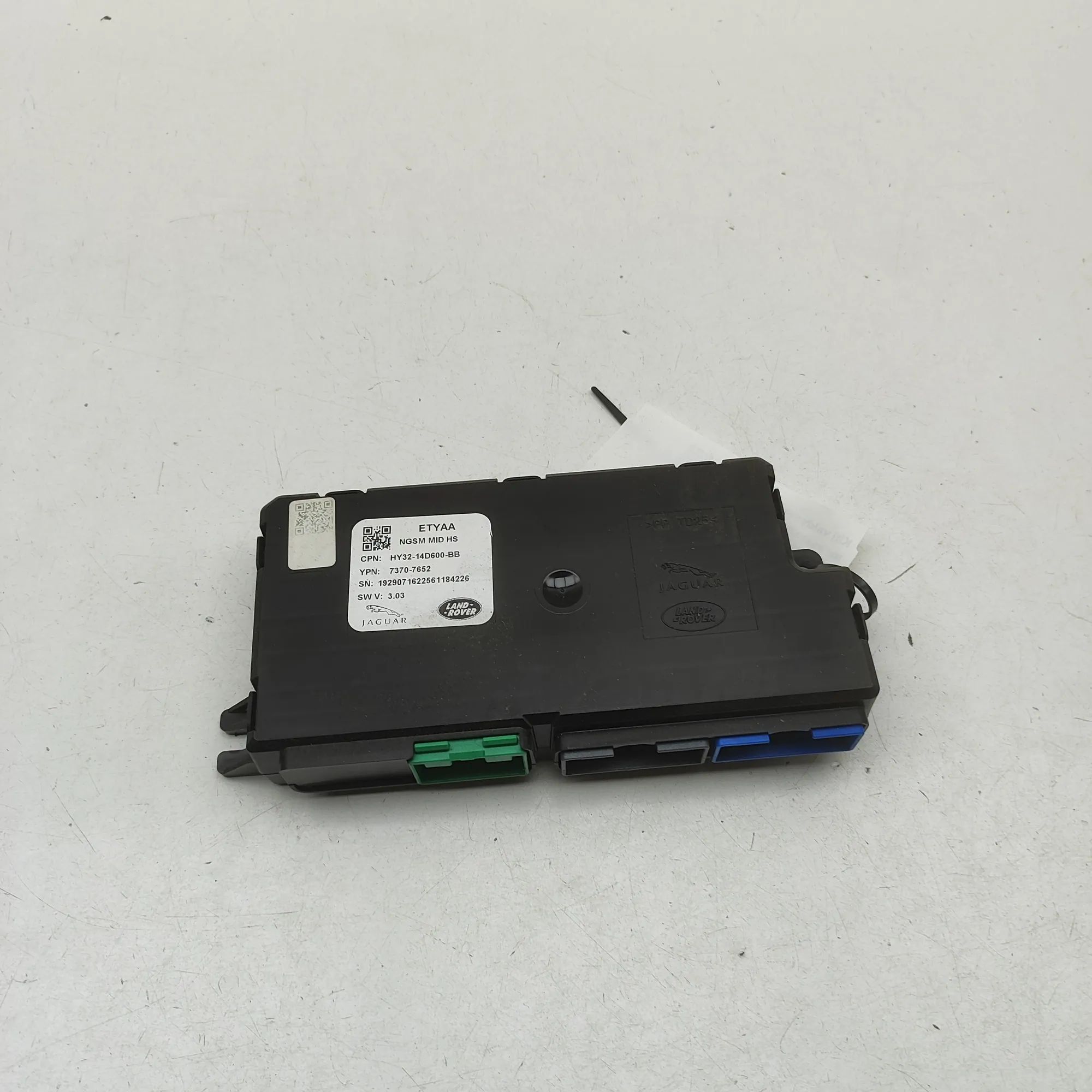 Land Rover Range Rover Sport (L494) Front Right Seat Control Unit Front Right Seat Control Unit — LAND ROVER RANG...