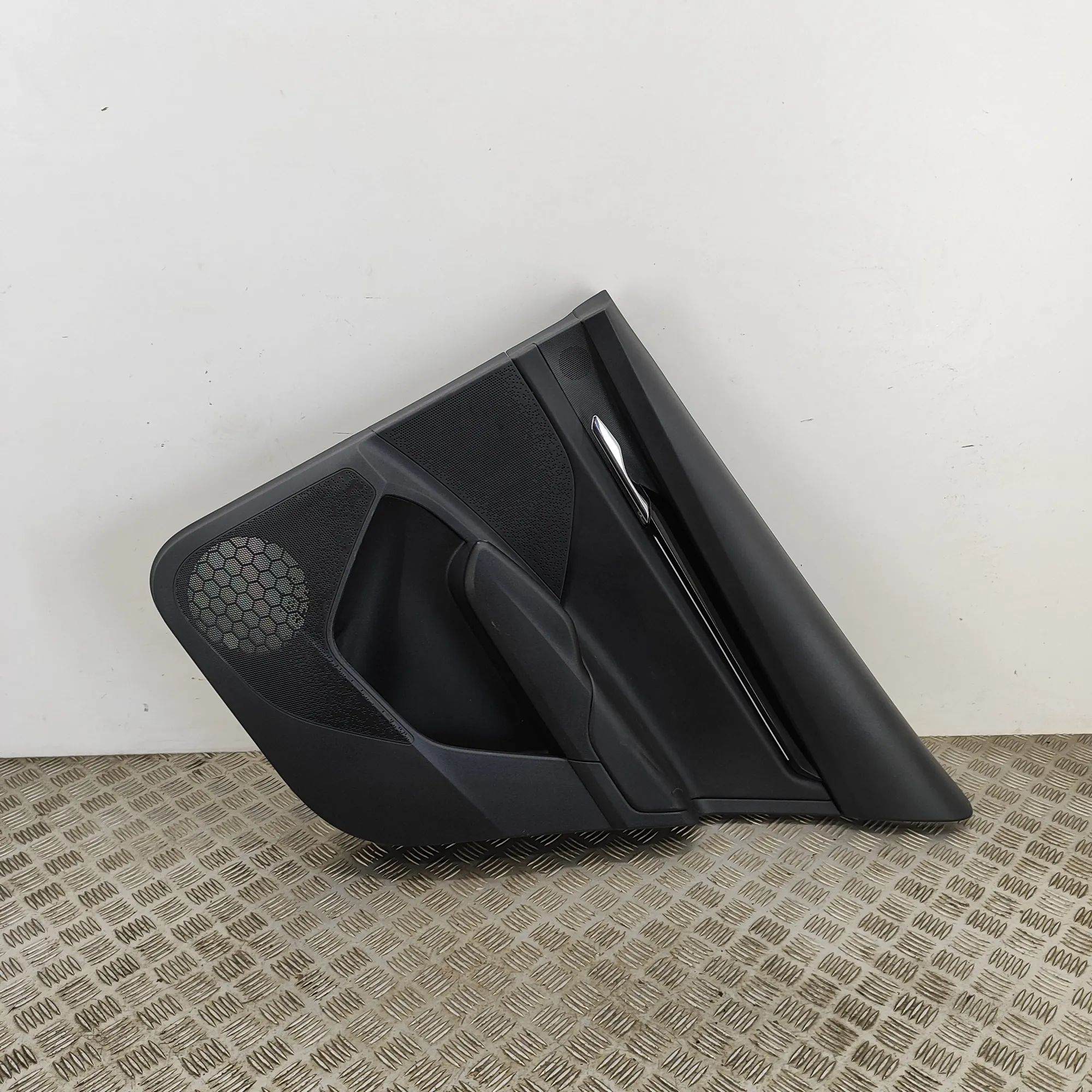 Skoda Enyaq Rear Right Door Panel Rear Right Door Panel — SKODA ENYAQ (iV SUV 5AC...