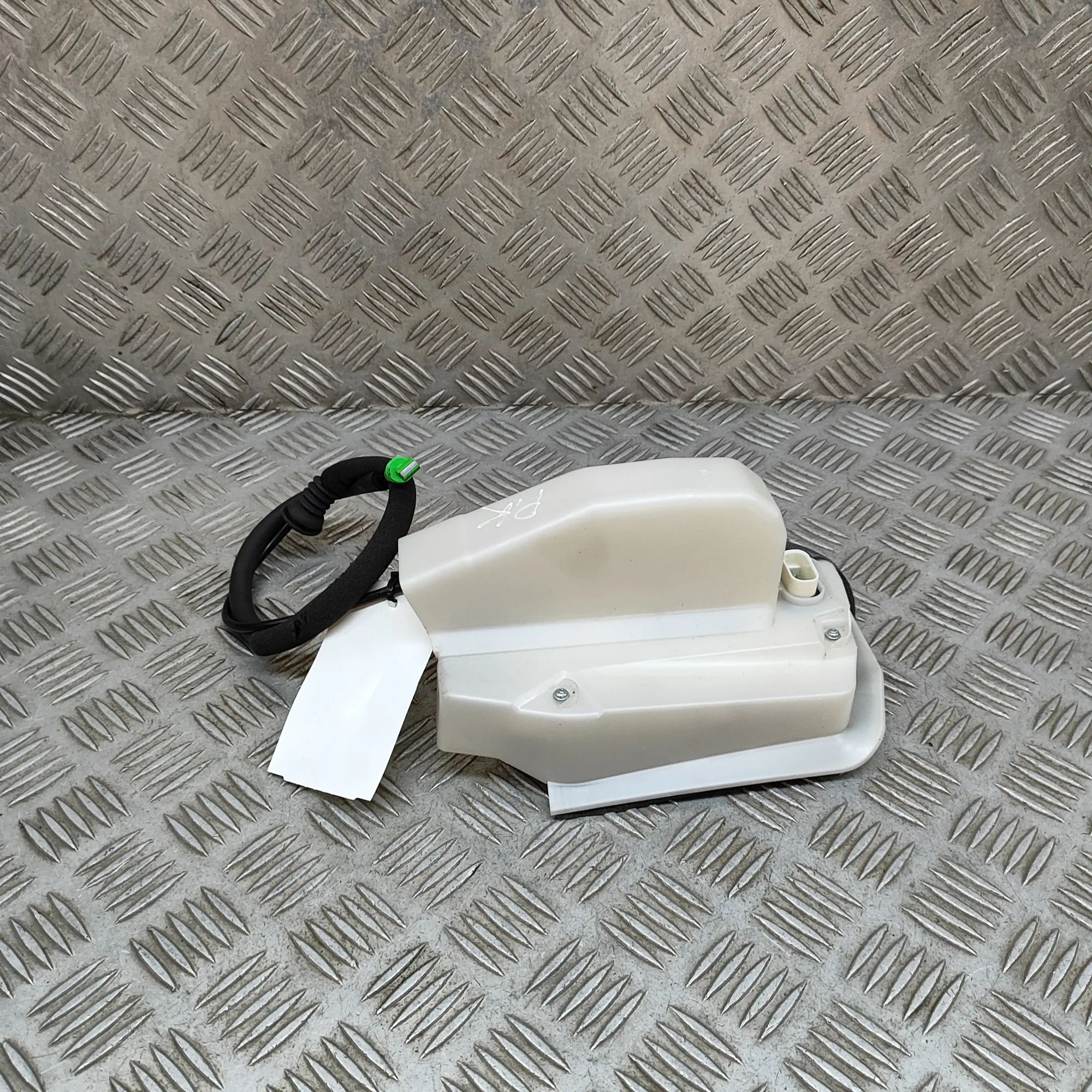 Tesla Model Y Door lock — front left Door lock — front left — TESLA MODEL Y (2019-.....