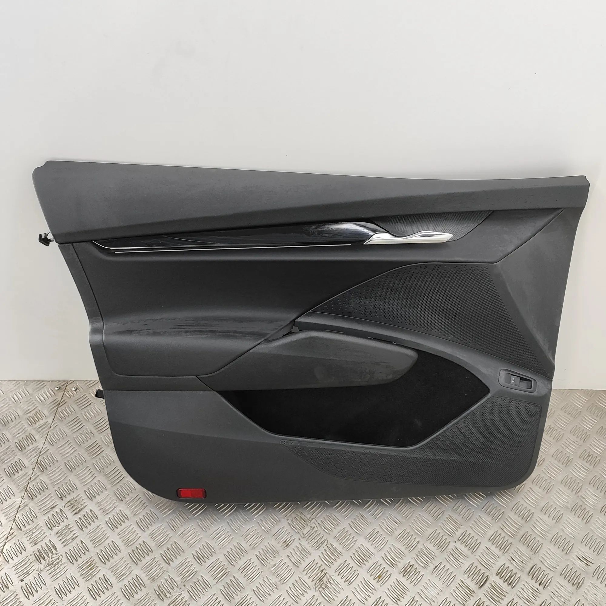 Skoda Enyaq Front Left Door Panel Front Left Door Panel — SKODA ENYAQ (iV SUV 5AC...