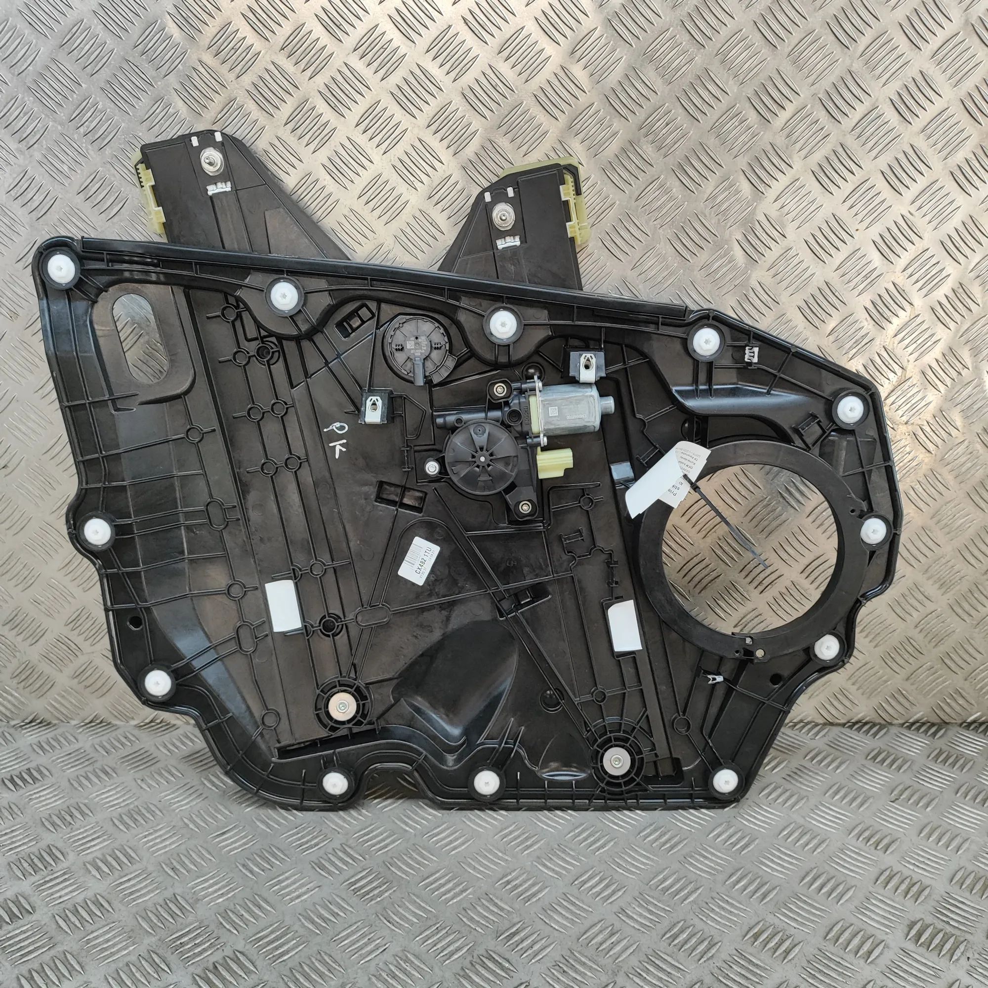 Ford Kuga Front Left Door Window Regulator Front Left Door Window Regulator — FORD KUGA (I...