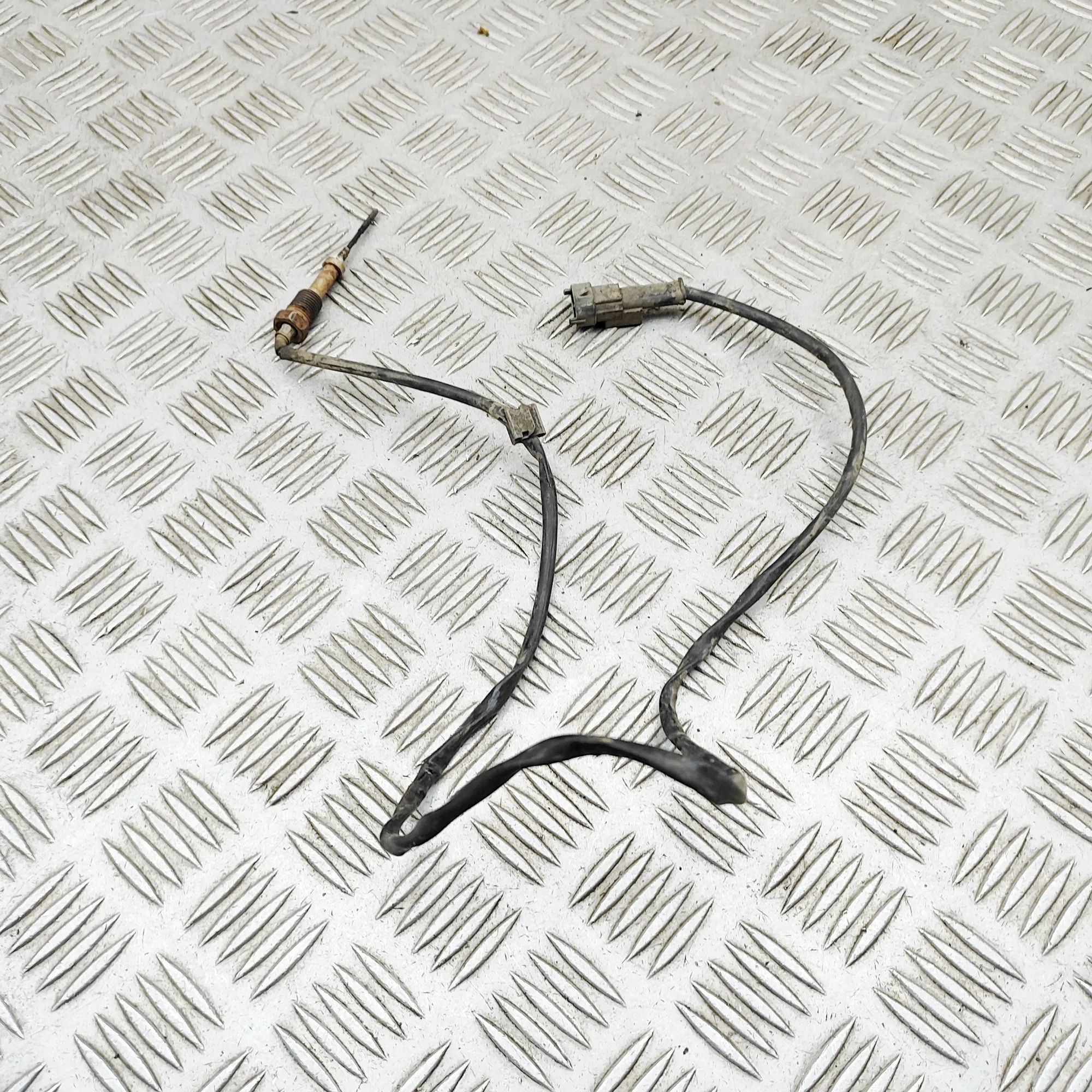 Iveco Daily temperature sensor Temperature Sensor — IVECO DAILY (VI Flatbed) (...