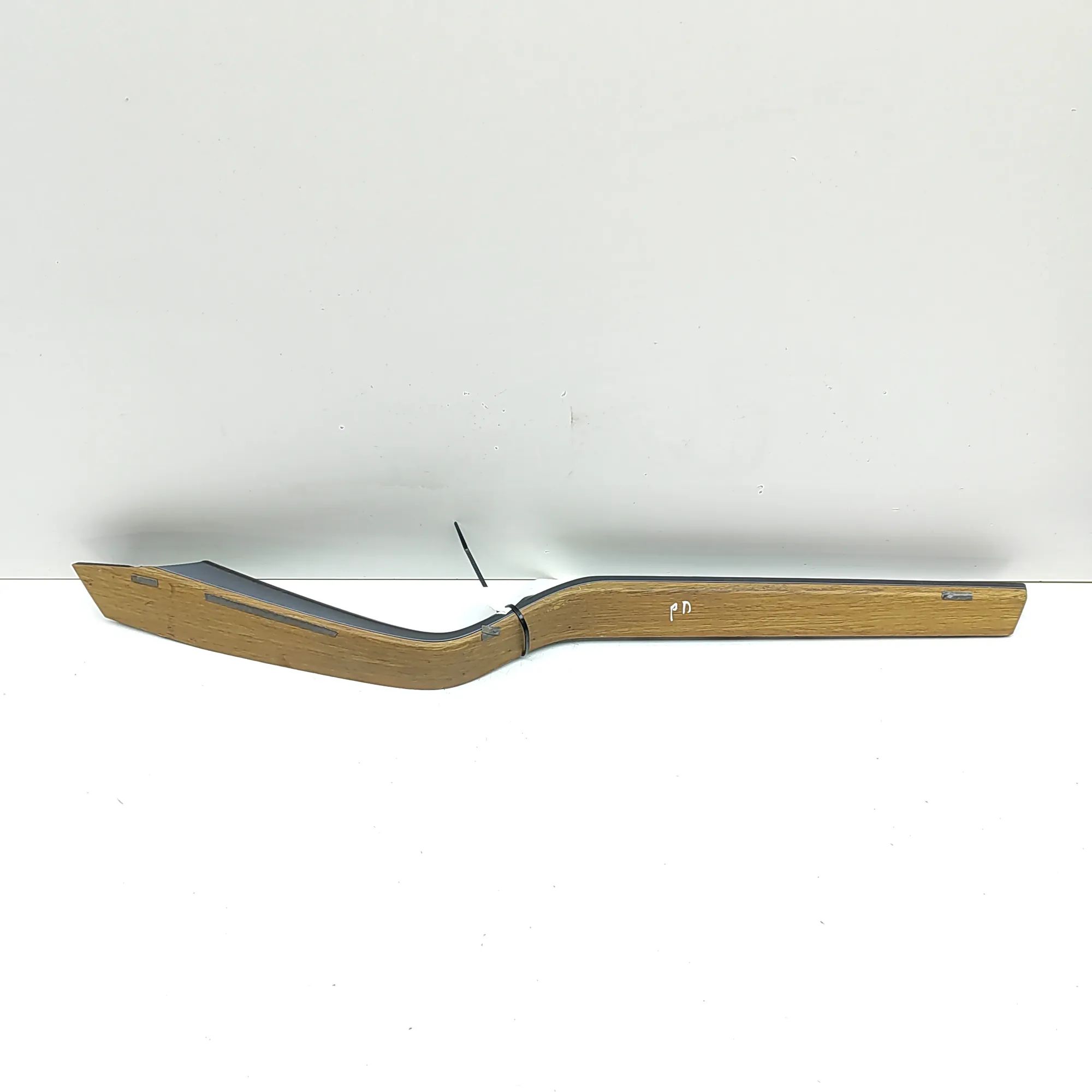Tesla Model X Door panel trim — front right Door panel trim — front right — TESLA MODEL X (...