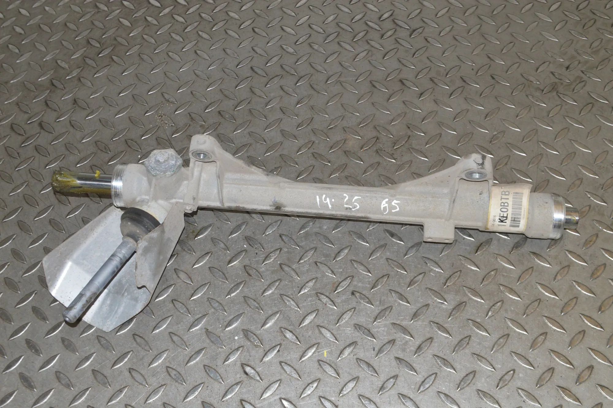 Nissan Juke ohjaushammastanko Steering Rack — NISSAN JUKE (F15) (2010-...) — ...