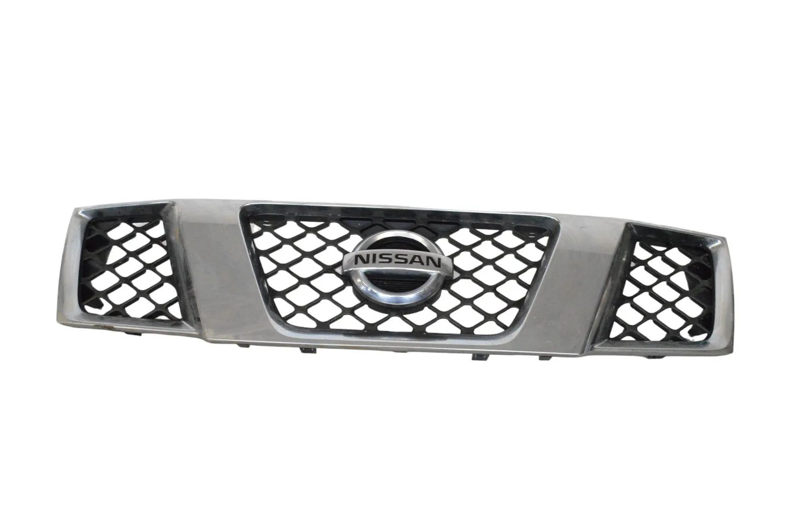 Nissan Pick Up / Navara / NP300 (D22) Upper grille — front Upper grille — front — NISSAN NP300 (NAVARA D40...