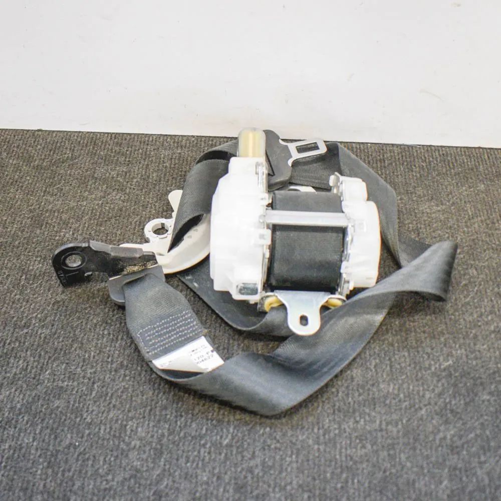 Lexus RX Front Left Seatbelt Front Left Seatbelt — LEXUS RX (_L1_) (2008-201...