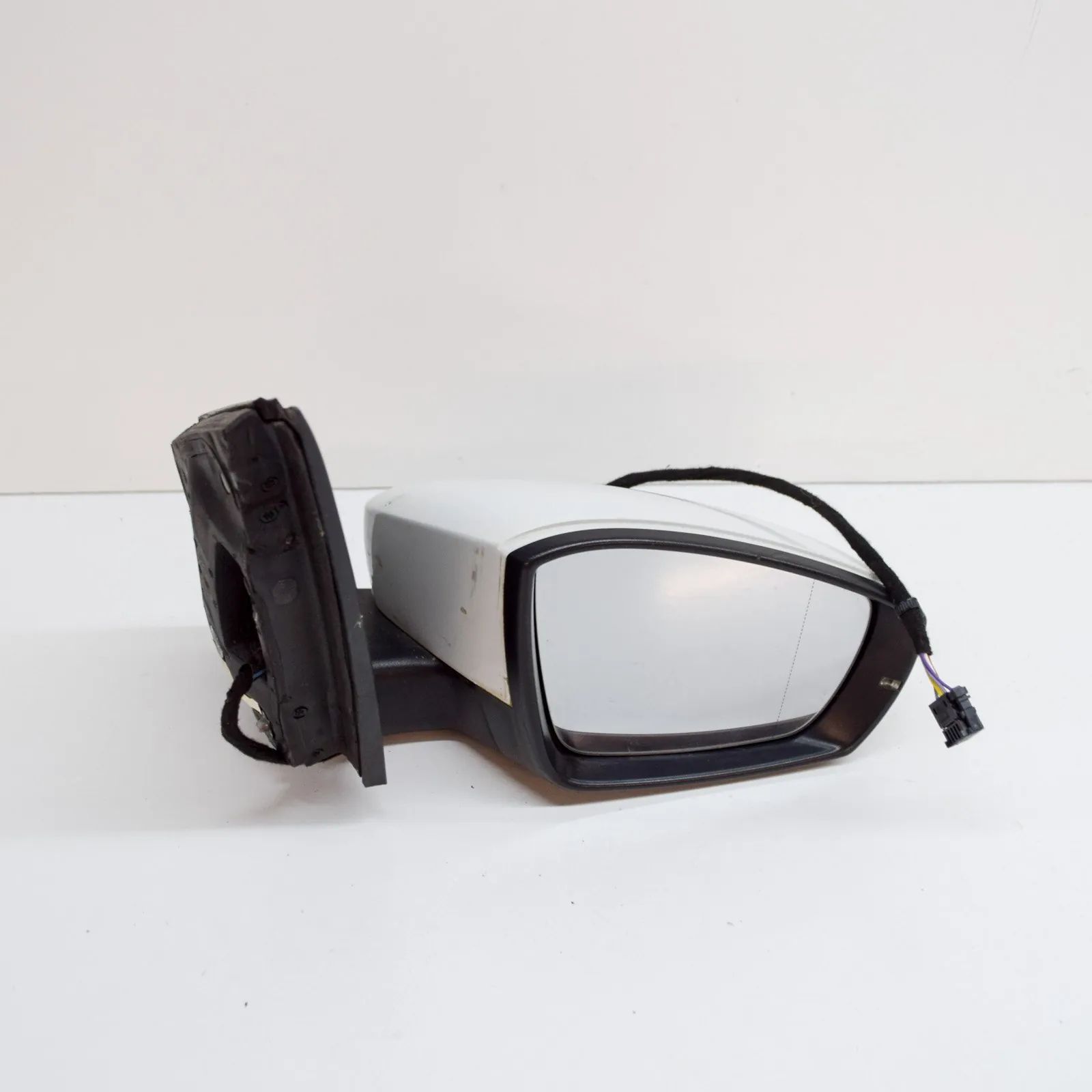 Volkswagen Polo Right Side Wing Mirror Right Side Wing Mirror — VW POLO (6R, 6C) (2009...
