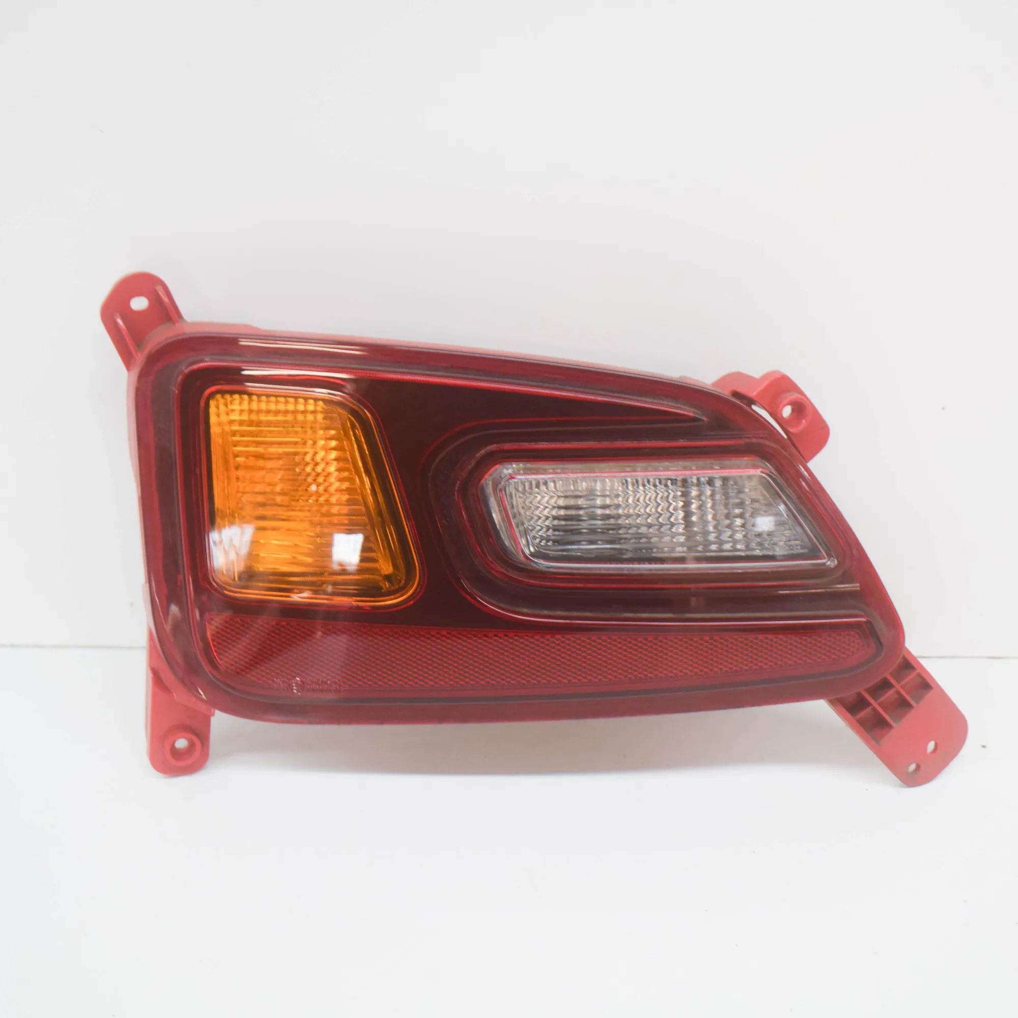 Hyundai Kona Rear Left Tail Light Rear Left Tail Light — HYUNDAI KONA (2017-...) ...