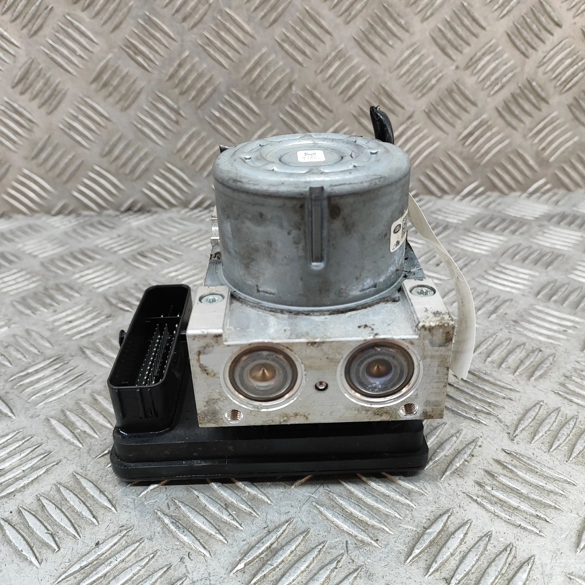 Land Rover Discovery Sport АБС Гидронасос  ABS Pump — LAND ROVER DISCOVERY SPORT (L550) (2...