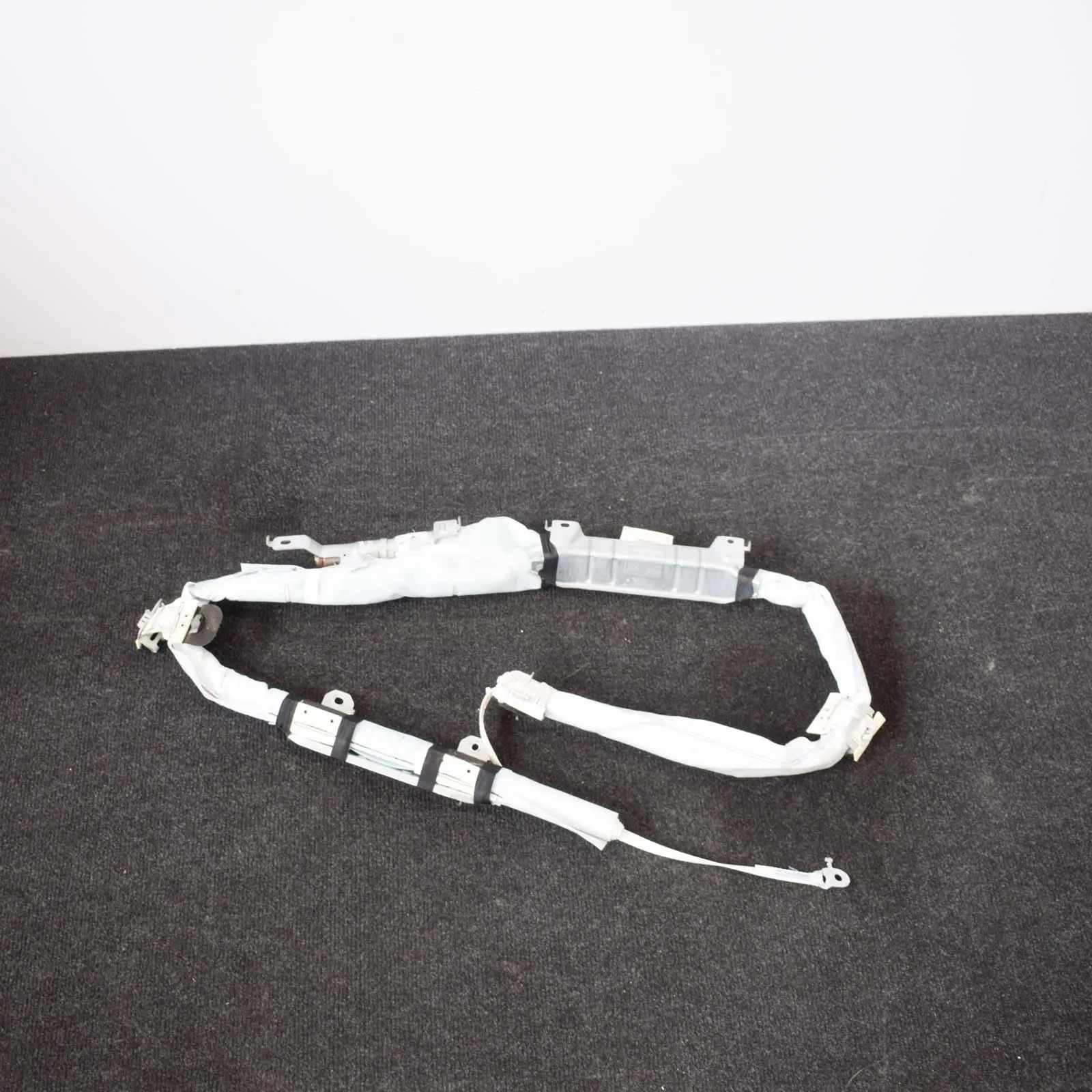 Nissan Qashqai (J11) Right Side Roof Safety Curtain SRS Right Side Roof Safety Curtain SRS — NISSAN QAS...