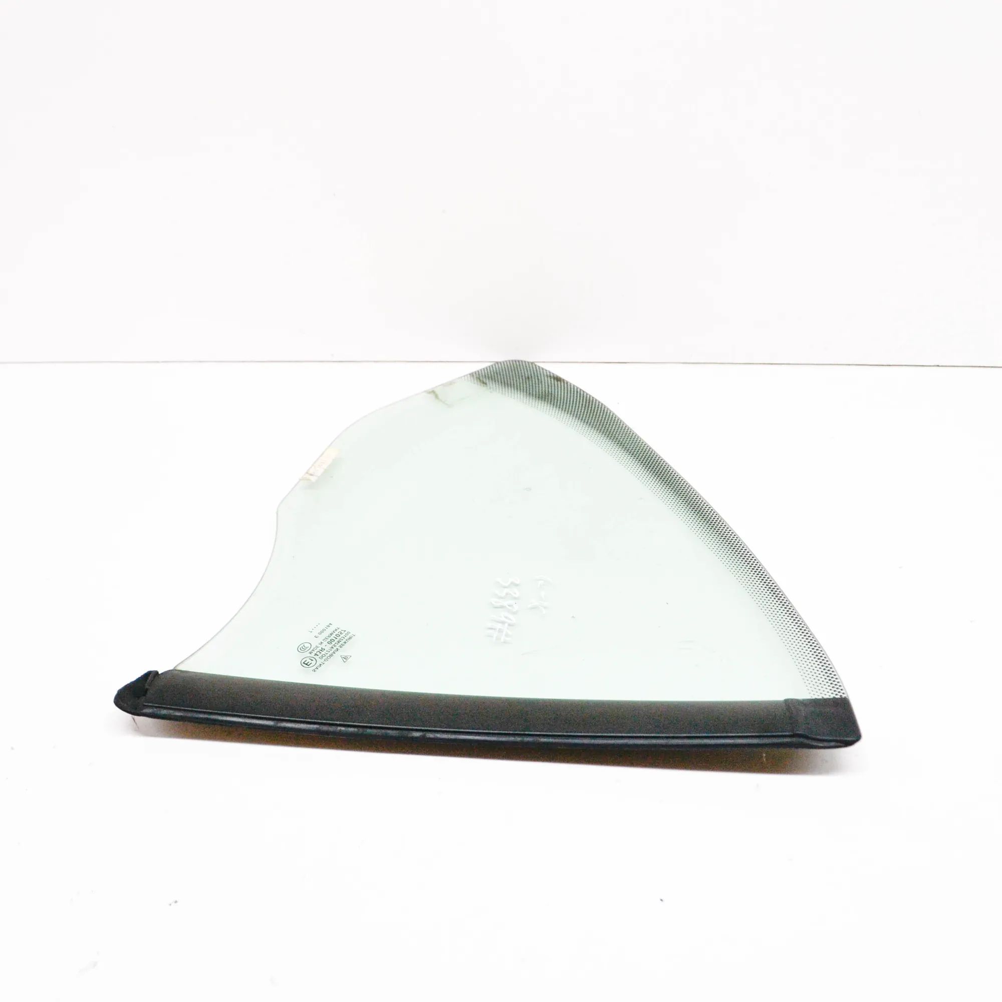 Porsche 911 (997) Rear Left Quarter Window Rear Left Quarter Window — PORSCHE 911 (Cabrio ...