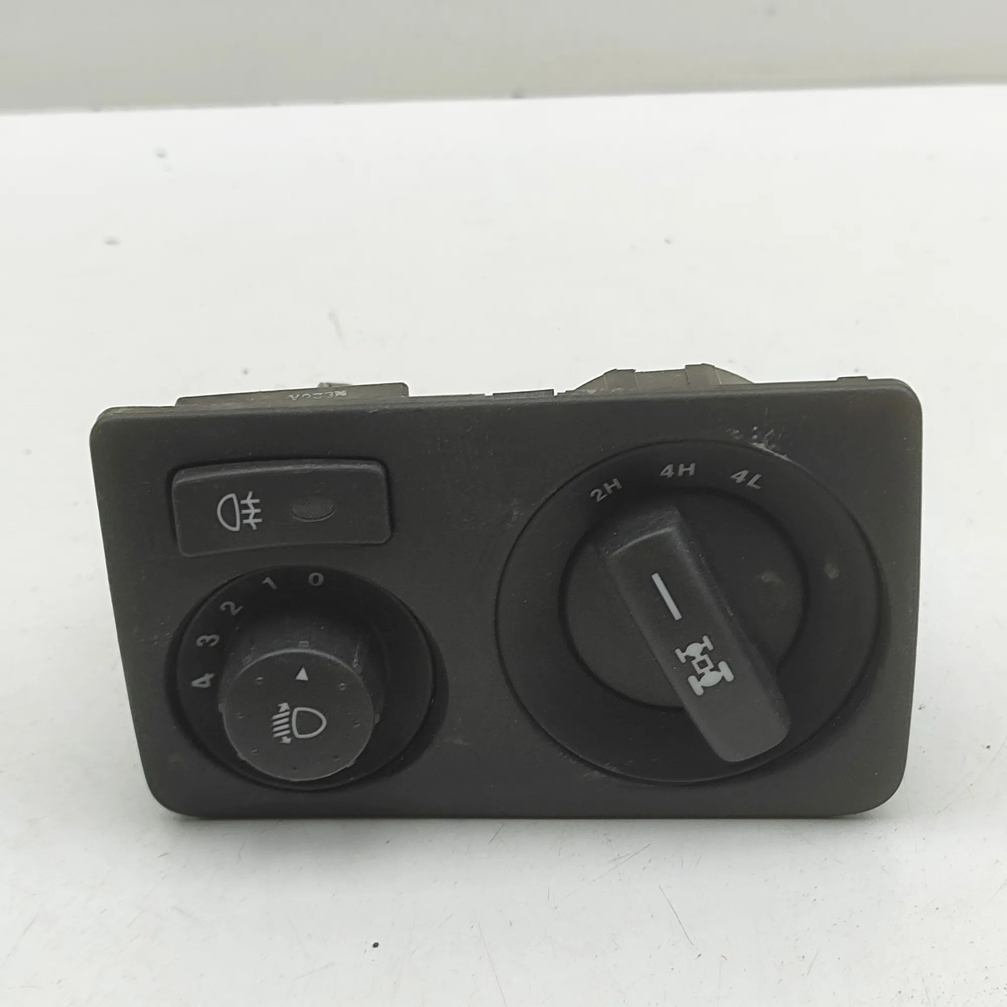 Ssangyong Rexton Button Switch Panel Button Switch Panel — SSANGYONG REXTON (W) (201...