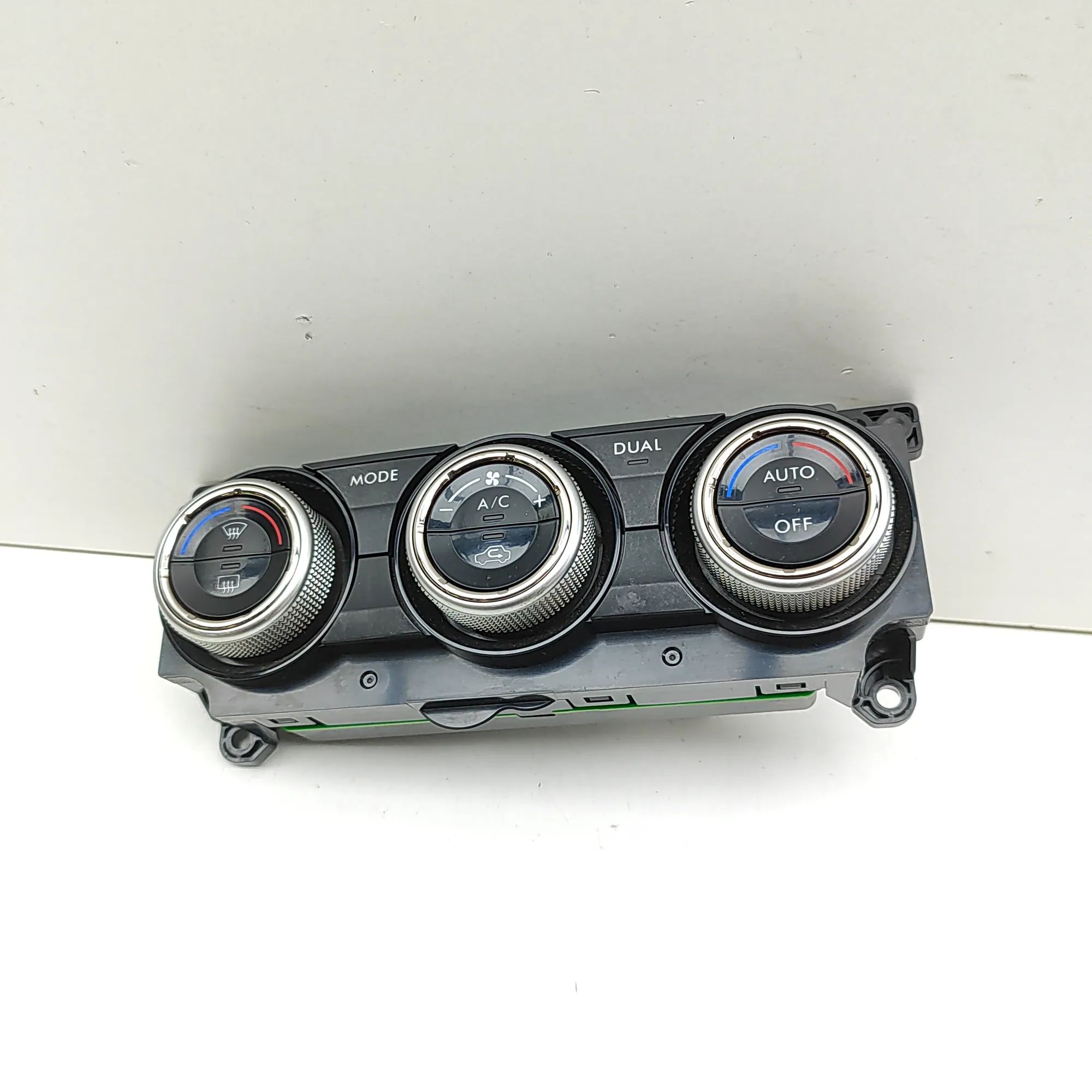 Subaru Forester Climate control unit Climate control unit — SUBARU FORESTER (SJ) (20...