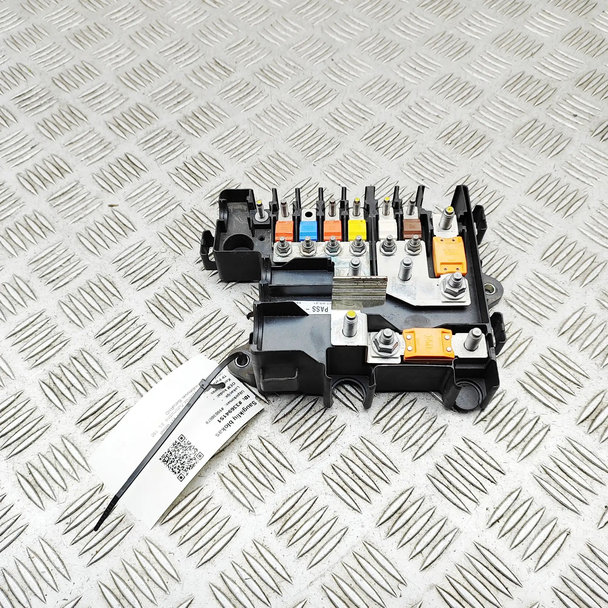 Iveco Daily Fuse Box Module Fuse Box Module — IVECO DAILY (VI Flatbed) (201...