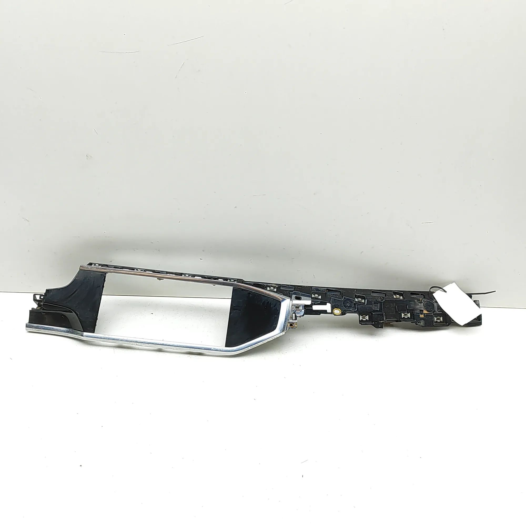 Audi Q3 (F3) Dashboard Trim Dashboard trim — AUDI Q3 (F3) (2018-...) — 83B8...