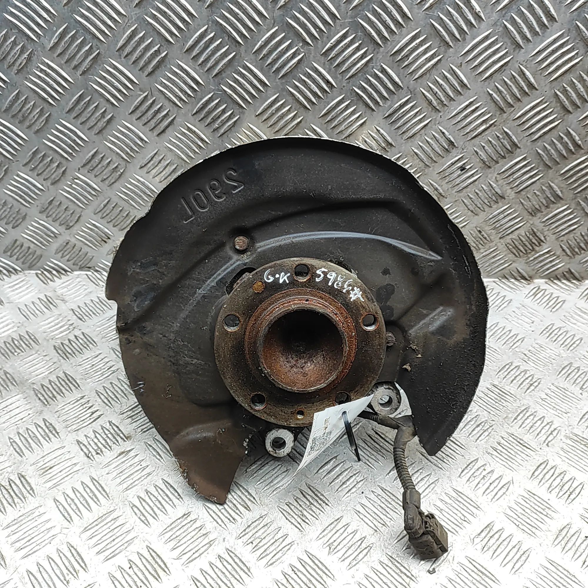 Peugeot 508 Rear Left Wheel Hub Spindle Rear Left Wheel Hub Spindle — PEUGEOT 508 (SW I...