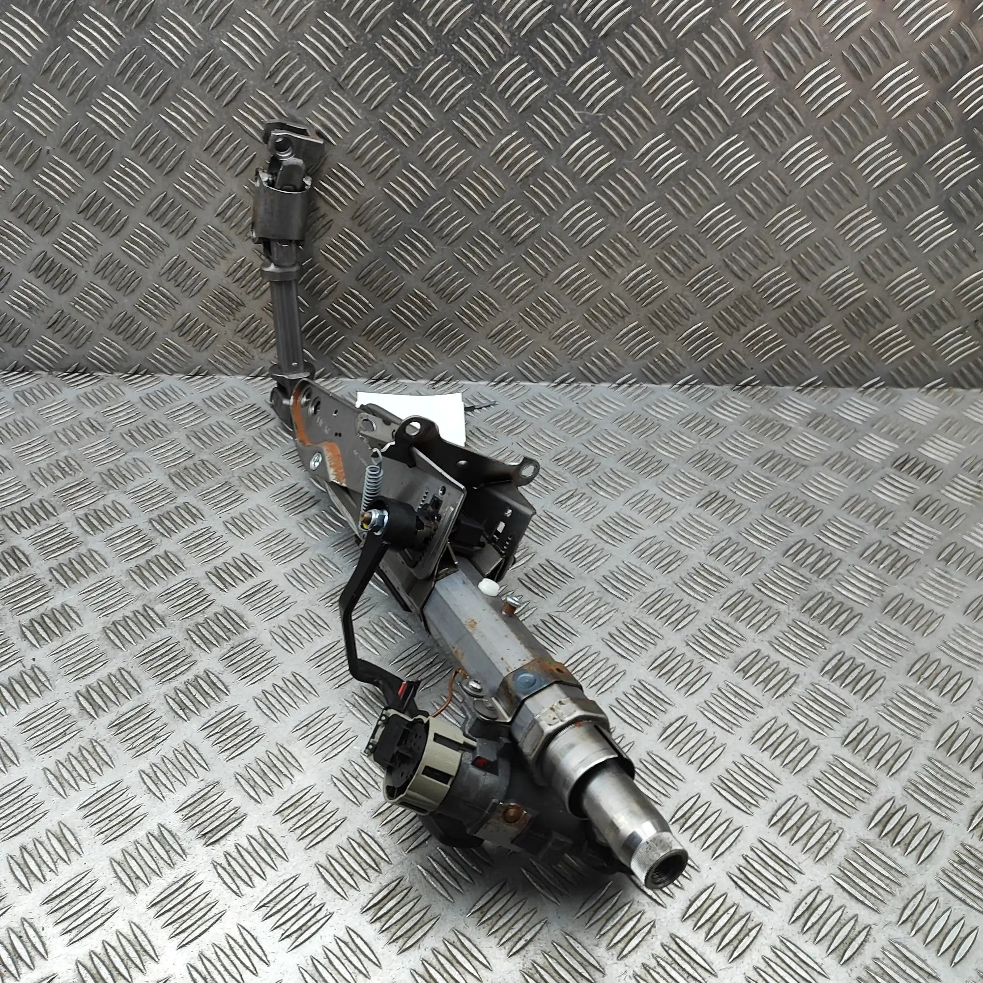 Volkswagen Transporter (T6, Caravelle, Multivan) Steering Column Mechanism Steering Column Mechanism — VW TRANSPORTER (VI ...