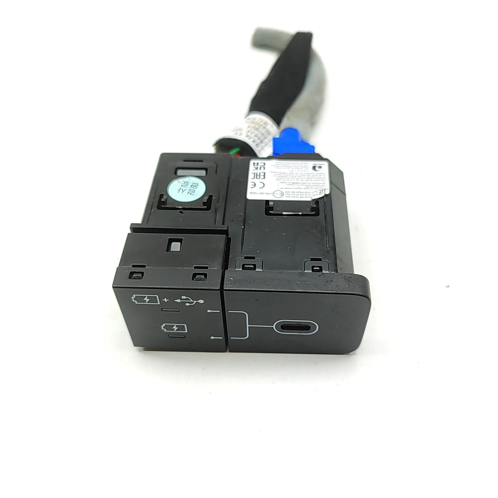 Hyundai Kona USB USB — HYUNDAI KONA (SX2) (2023-...) — 961A0-BE1...