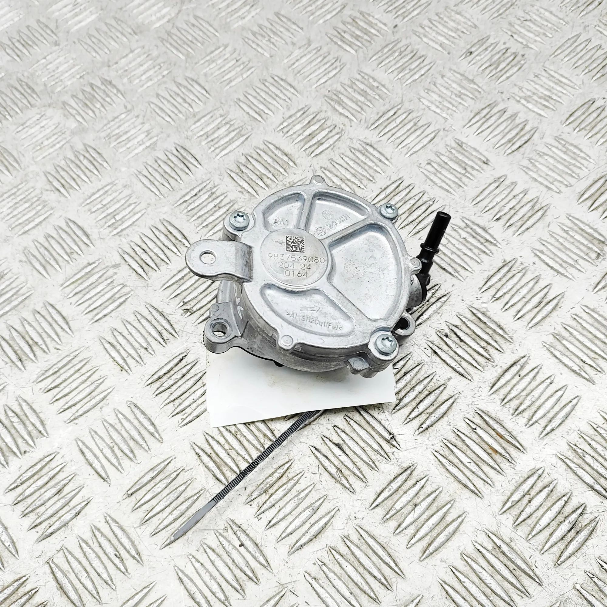 Jeep Avenger Vacuum pump Vacuum Pump — JEEP AVENGER (J2) (2022-...) — 98...