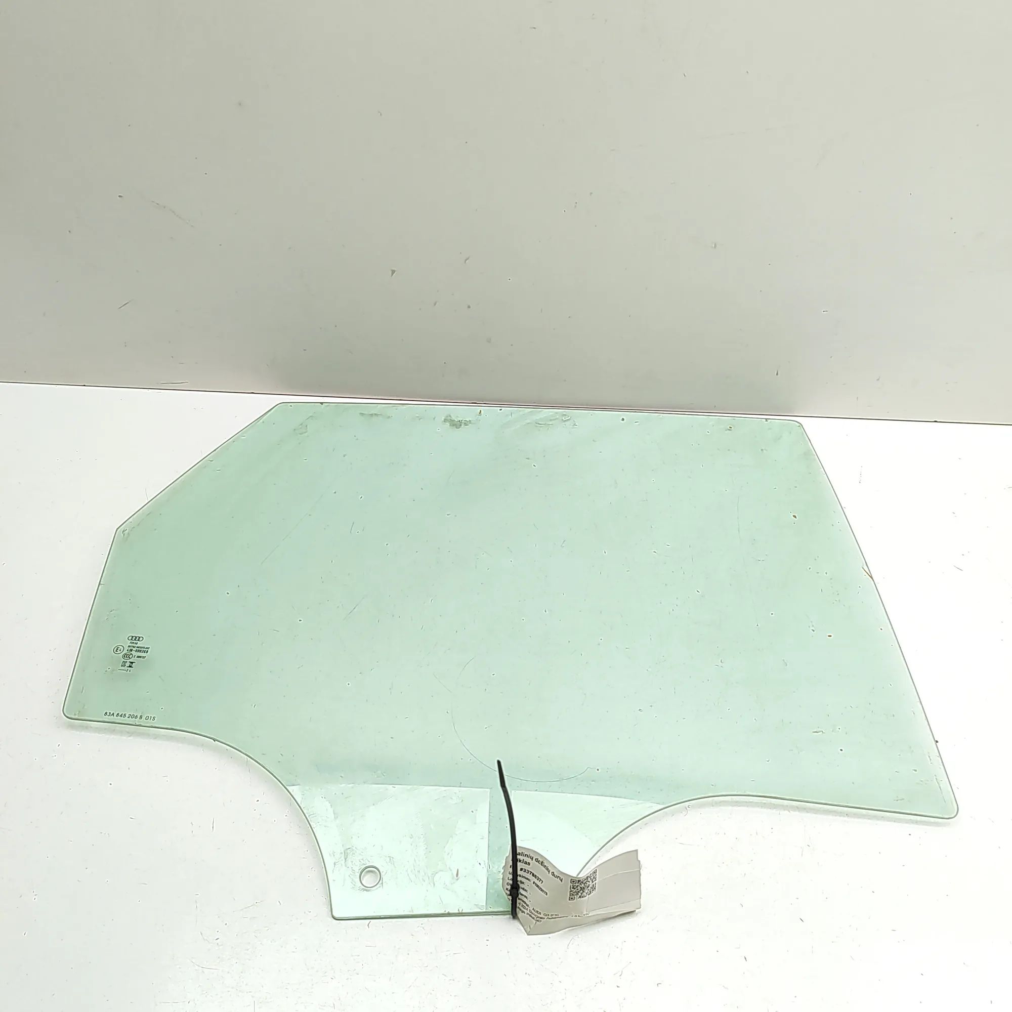 Audi Q3 (F3) Right rear door window Right rear door window — AUDI Q3 (F3) (2018-......