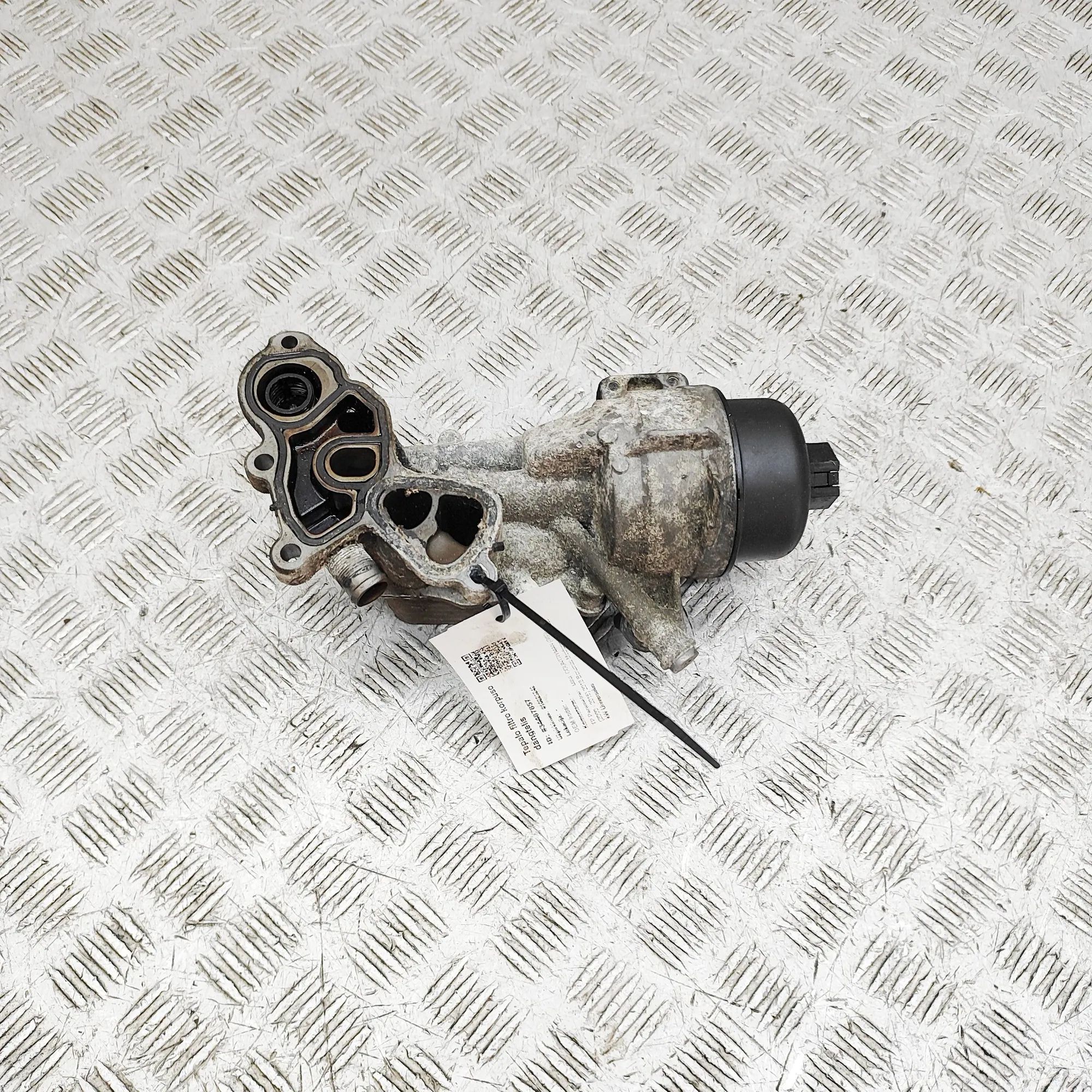 Mini Countryman, Paceman (R60 / R61) Oil Filter Housing Oil filter housing — MINI COUNTRYMAN (R60) (200...