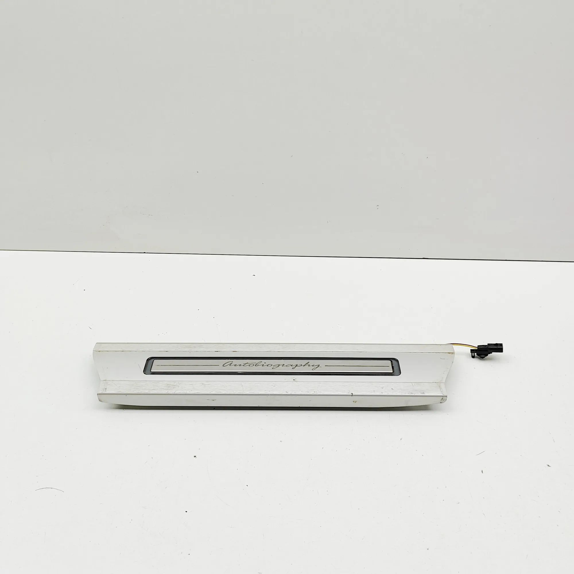 Land Rover Range Rover (L405) Sill trim — front left Sill trim — front left — LAND ROVER RANGE ROVER...