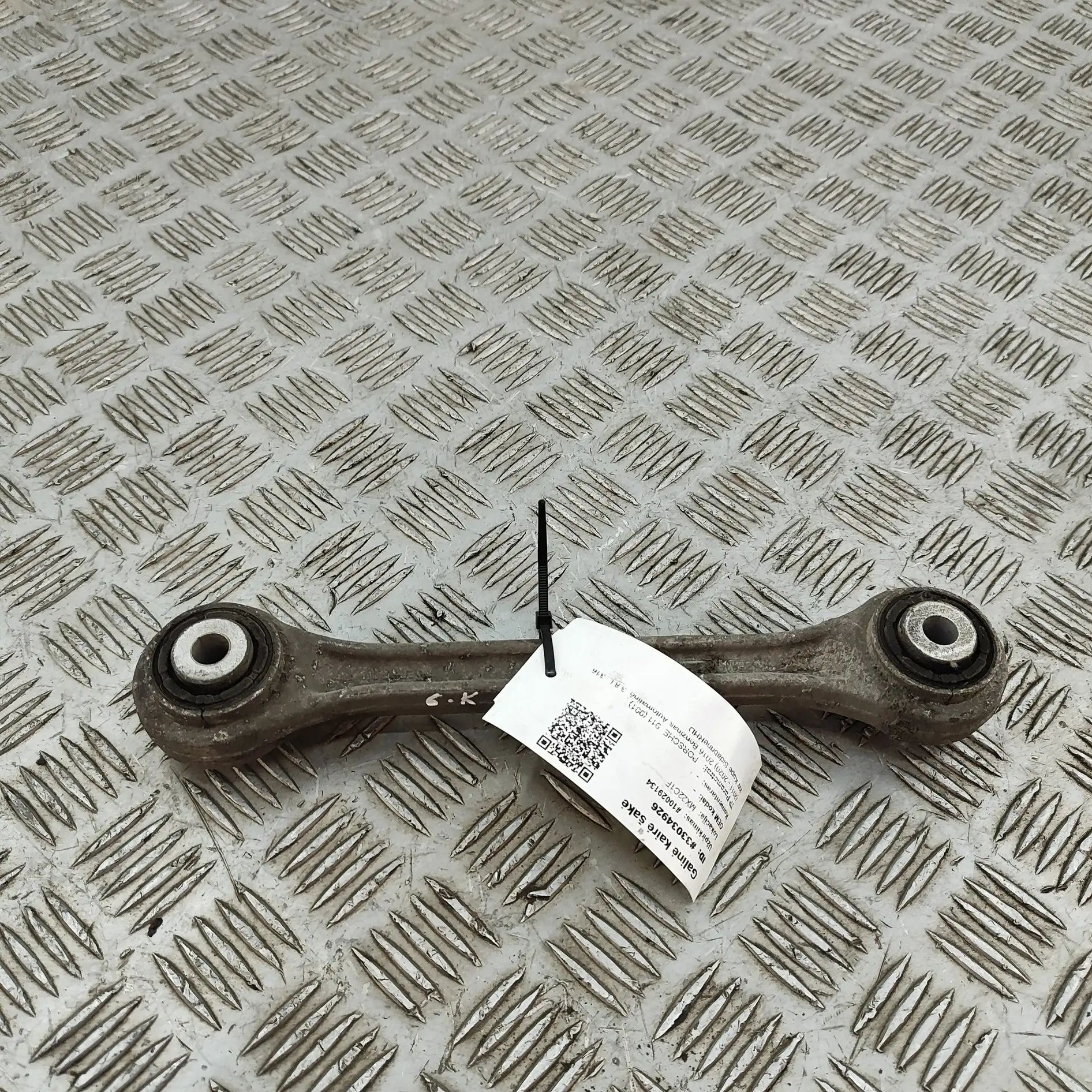 Porsche 911 (991) Control arm — rear left Control arm — rear left — PORSCHE 911 (991) (20...