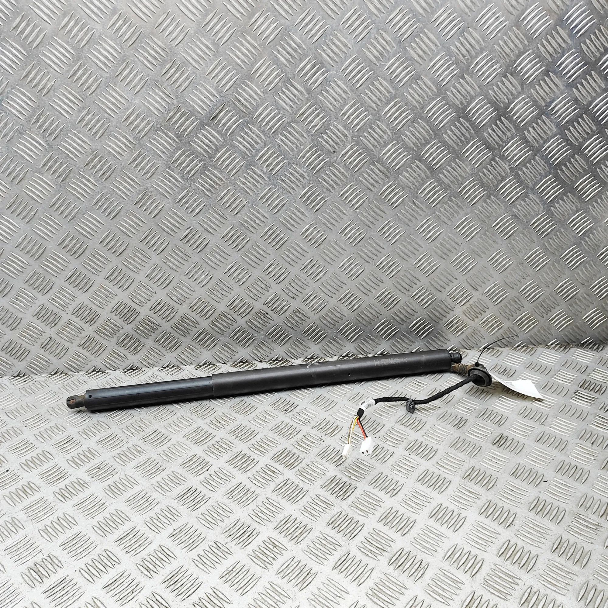 Mercedes-Benz GLA (X156) Left Side Tailgate Gas Strut Left Side Tailgate Gas Strut — MERCEDES BENZ GL...