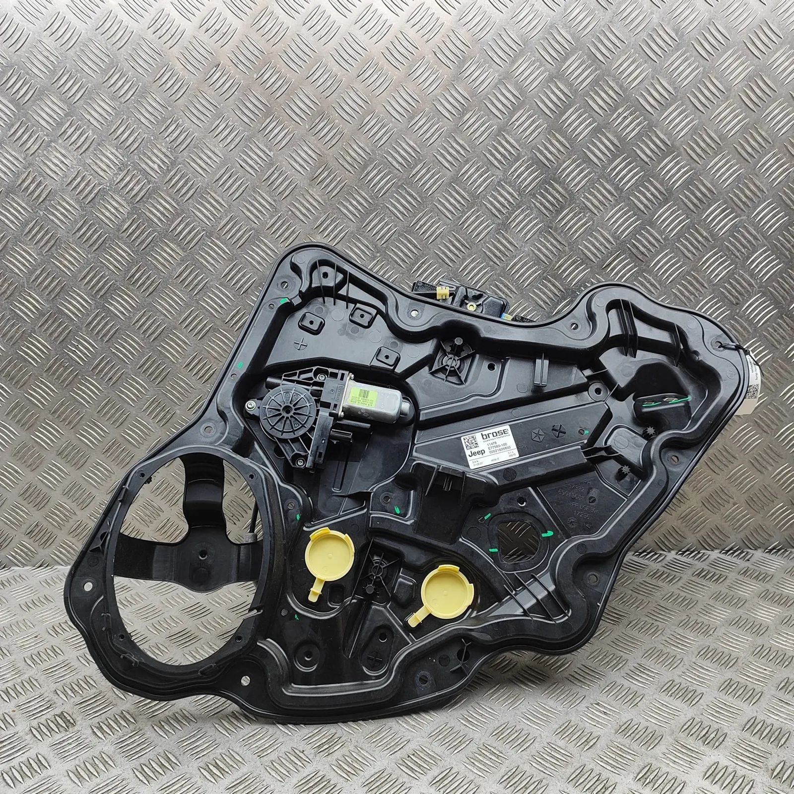 Jeep Compass Rear Right Door Window Regulator Rear Right Door Window Regulator — JEEP COMPASS...