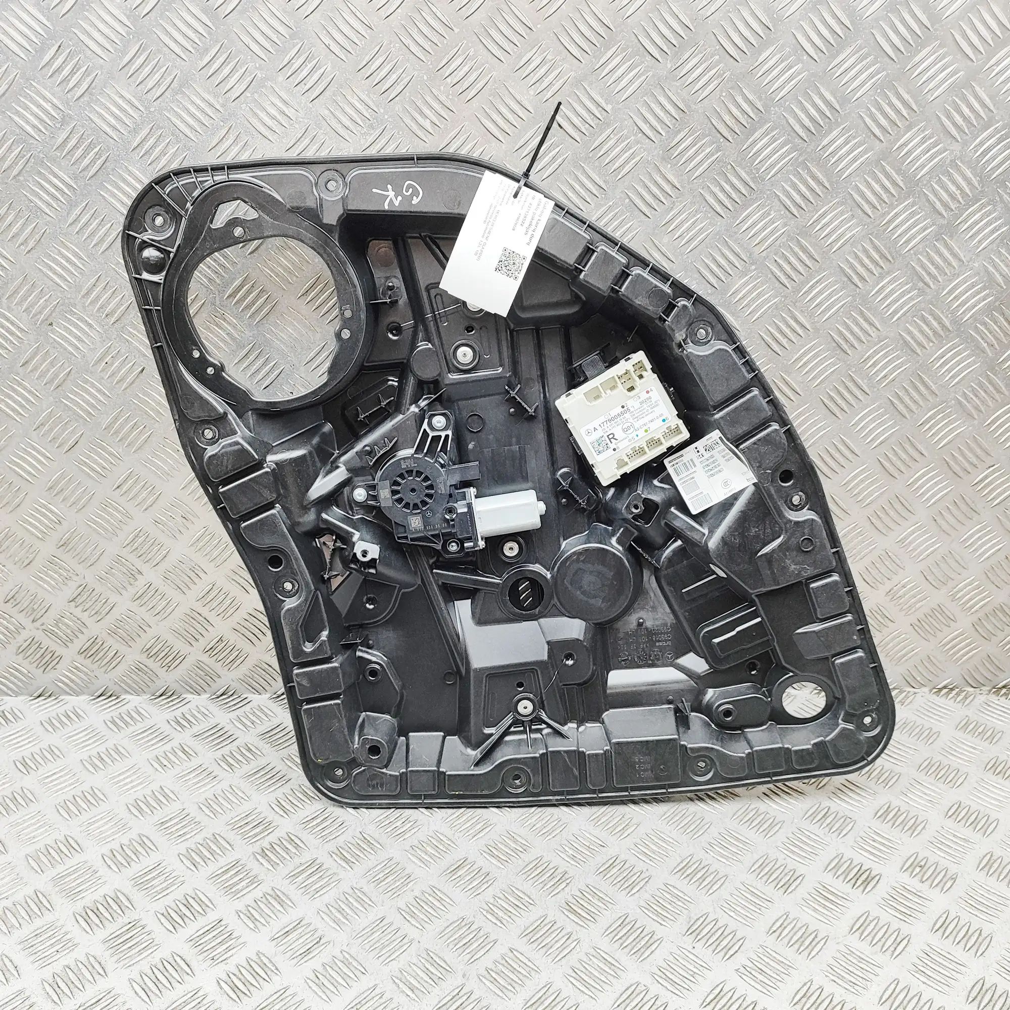 Mercedes-Benz GLA (X156) Rear Left Door Window Regulator Rear Left Door Window Regulator — MERCEDES BENZ...
