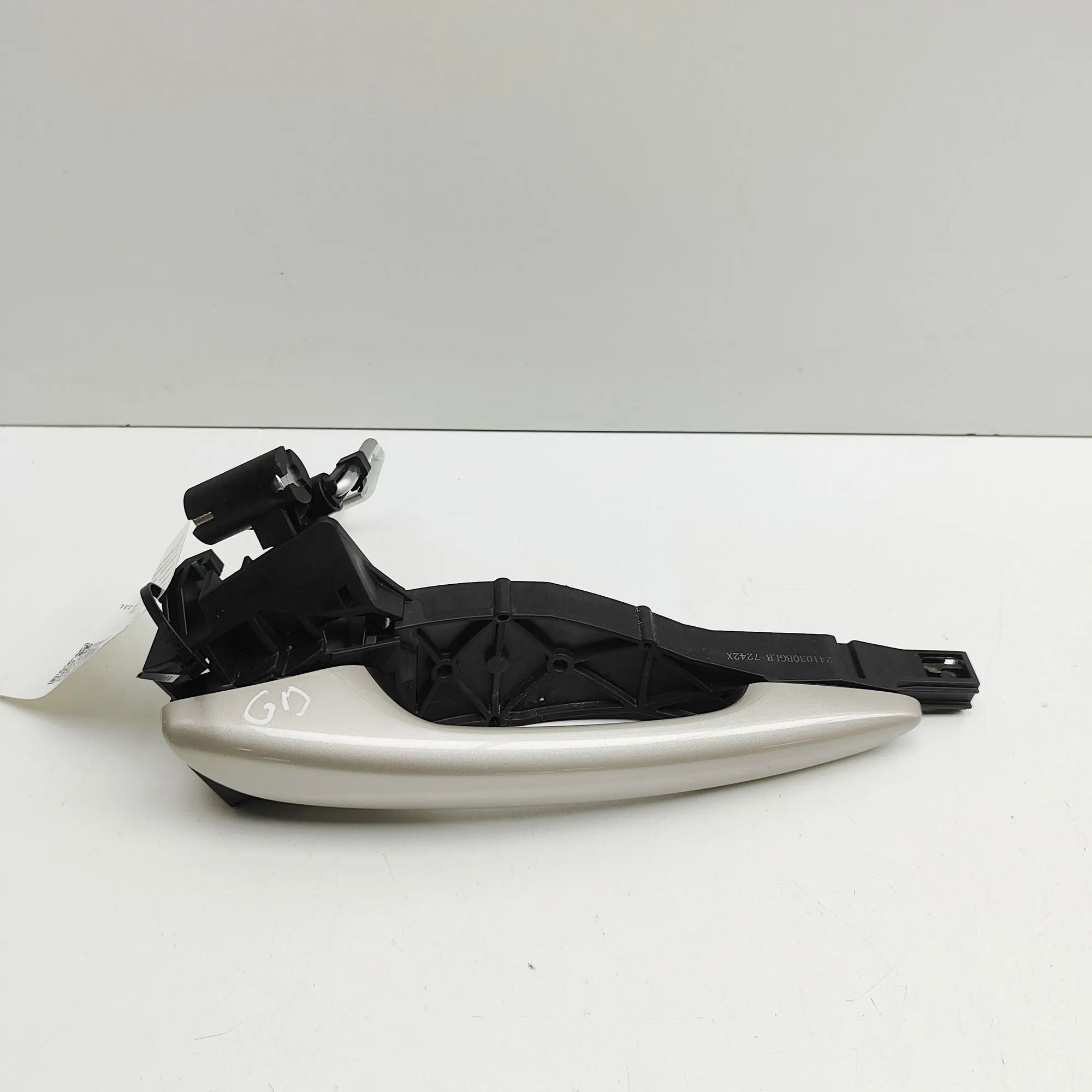 Mazda 3 (BP) Exterior door handle — rear right Exterior door handle — rear right — MAZDA 3 (Ha...