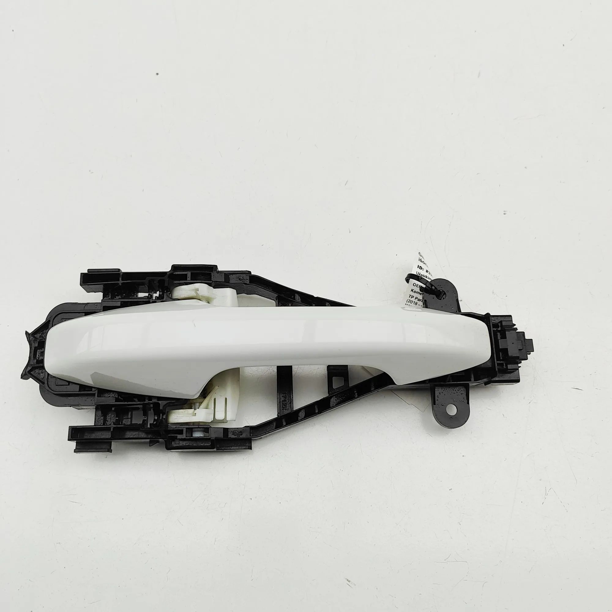 Volvo V60 Exterior door handle — rear right Exterior door handle — rear right — VOLVO V60 (...