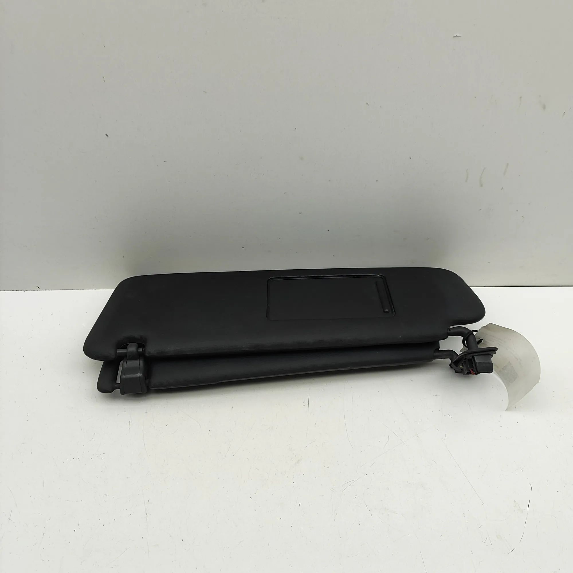 Porsche Cayenne Left Side Sun Visor Left Side Sun Visor — PORSCHE CAYENNE (92A) (20...