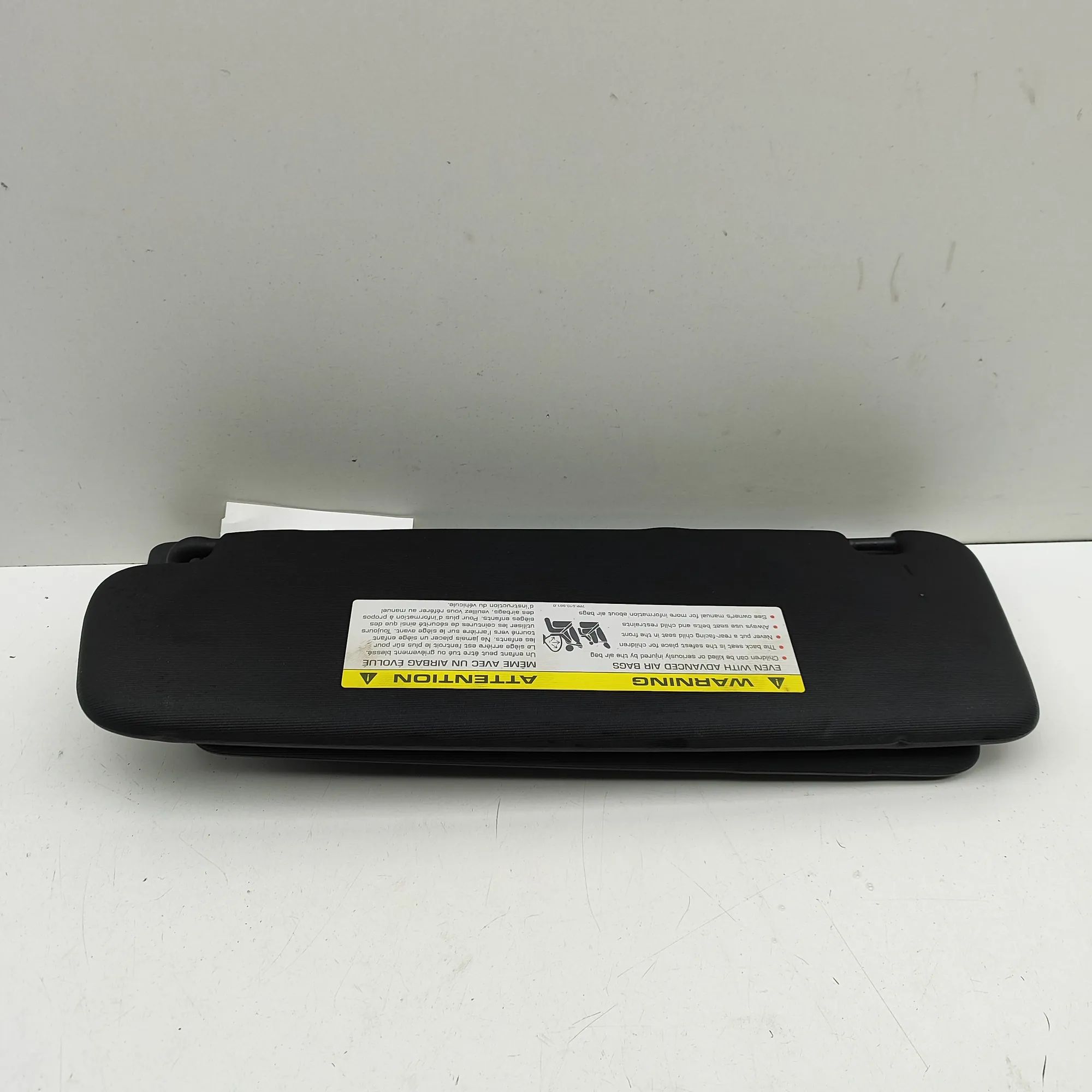 Porsche Cayenne Sun visor — right Sun visor — right — PORSCHE CAYENNE (92A) (2010...