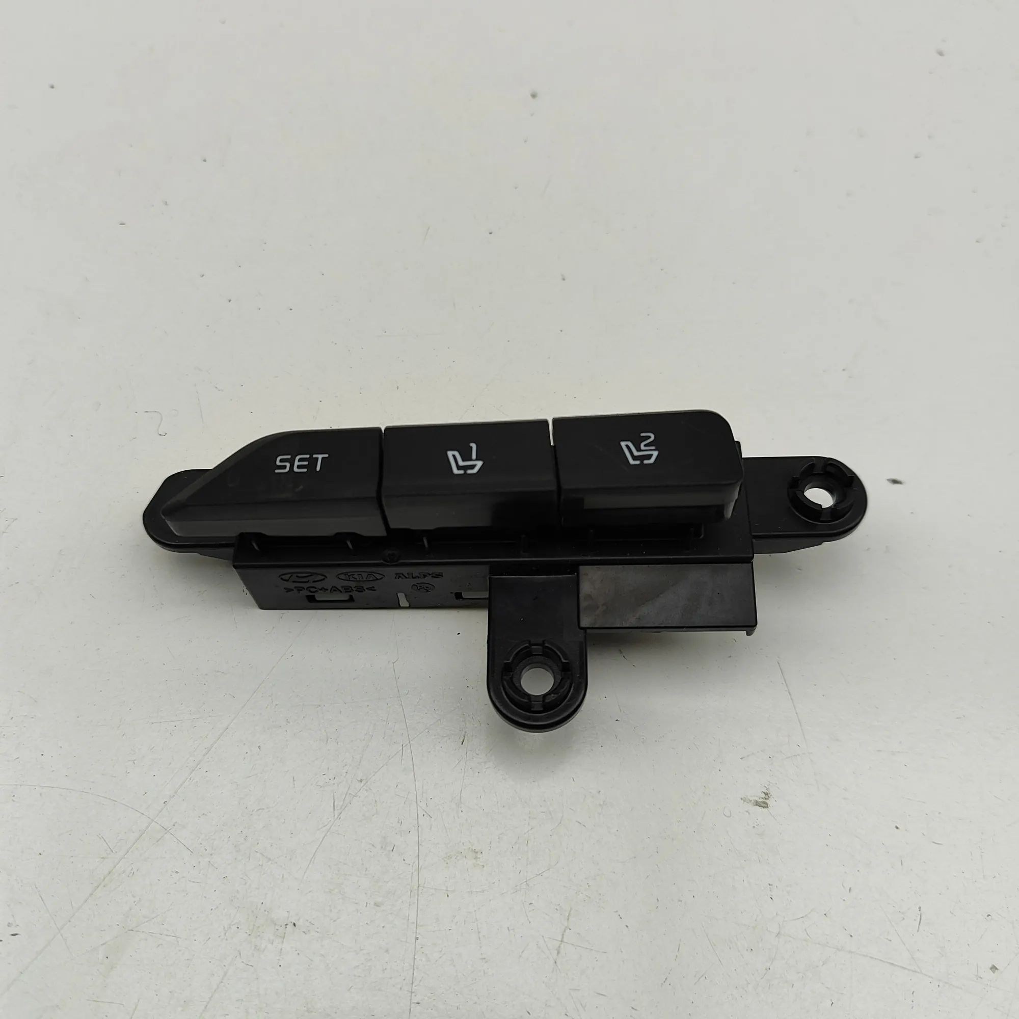 Kia Sorento Button Switch Panel Button Switch Panel — KIA SORENTO (IV MQ4, MQ4A...