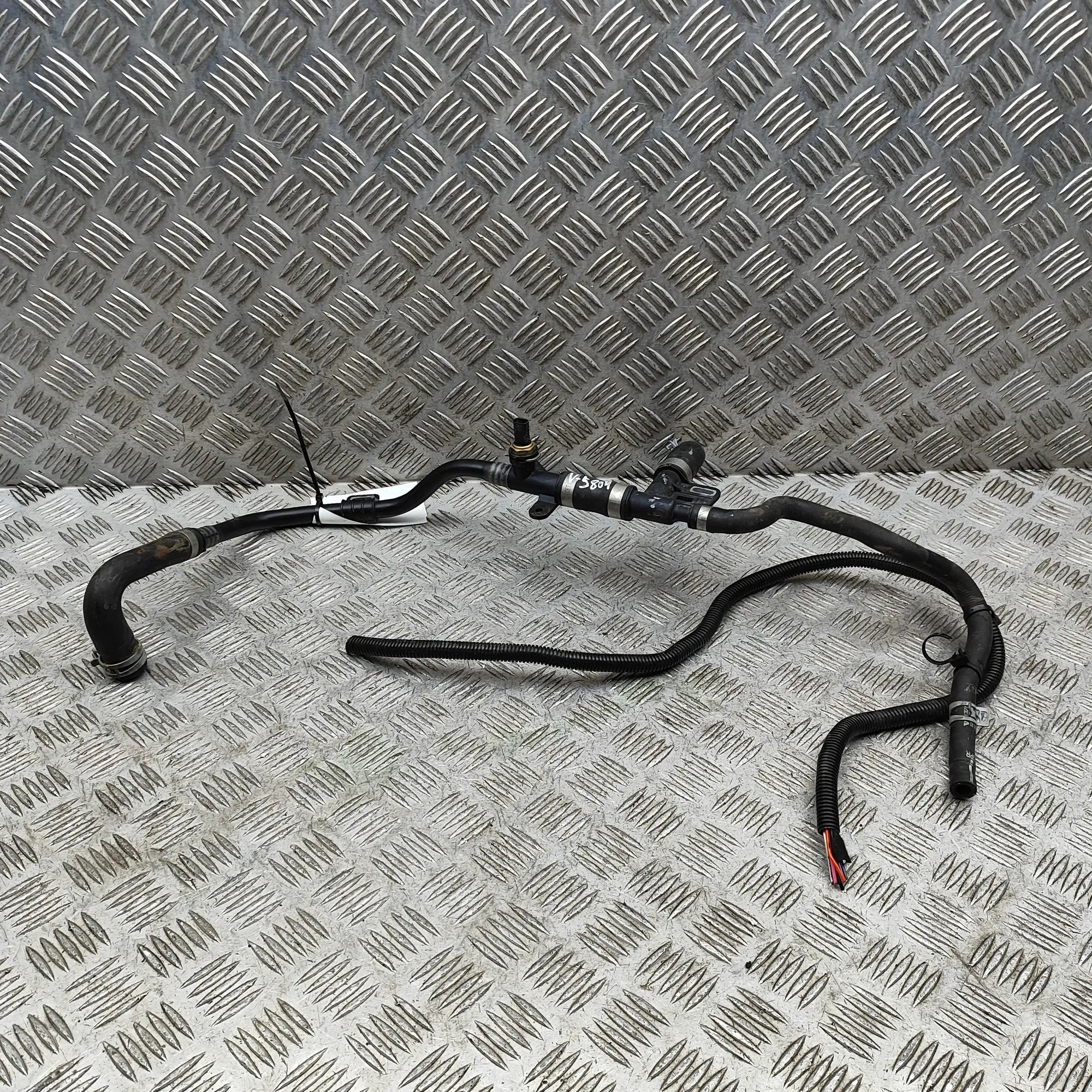 Volvo V60 Шланг системы охлаждения Coolant hose — VOLVO V60 (II 225, 227) (2018-.....
