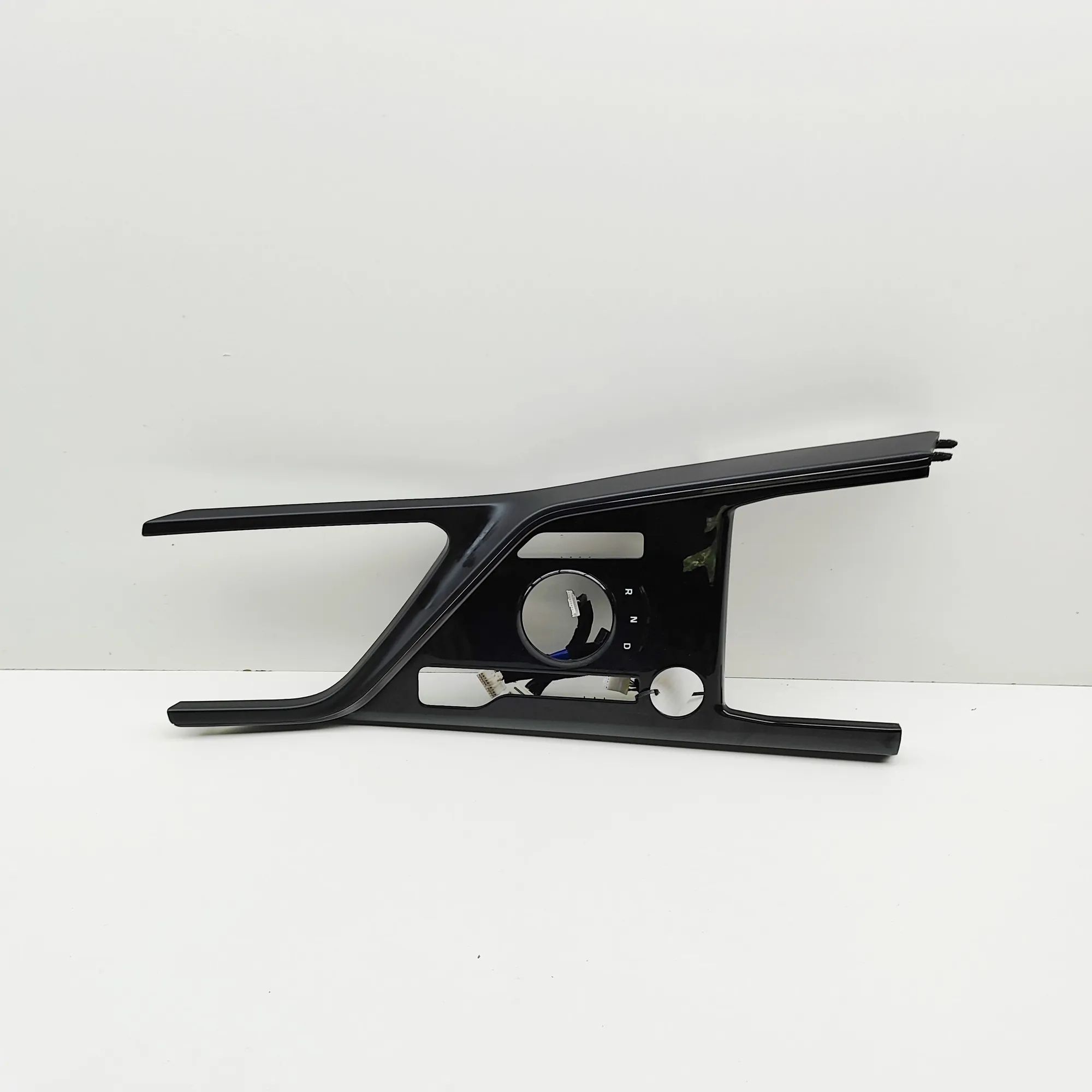 Kia Niro Centre console trim Centre console trim — KIA NIRO (II) (2022-...) ...