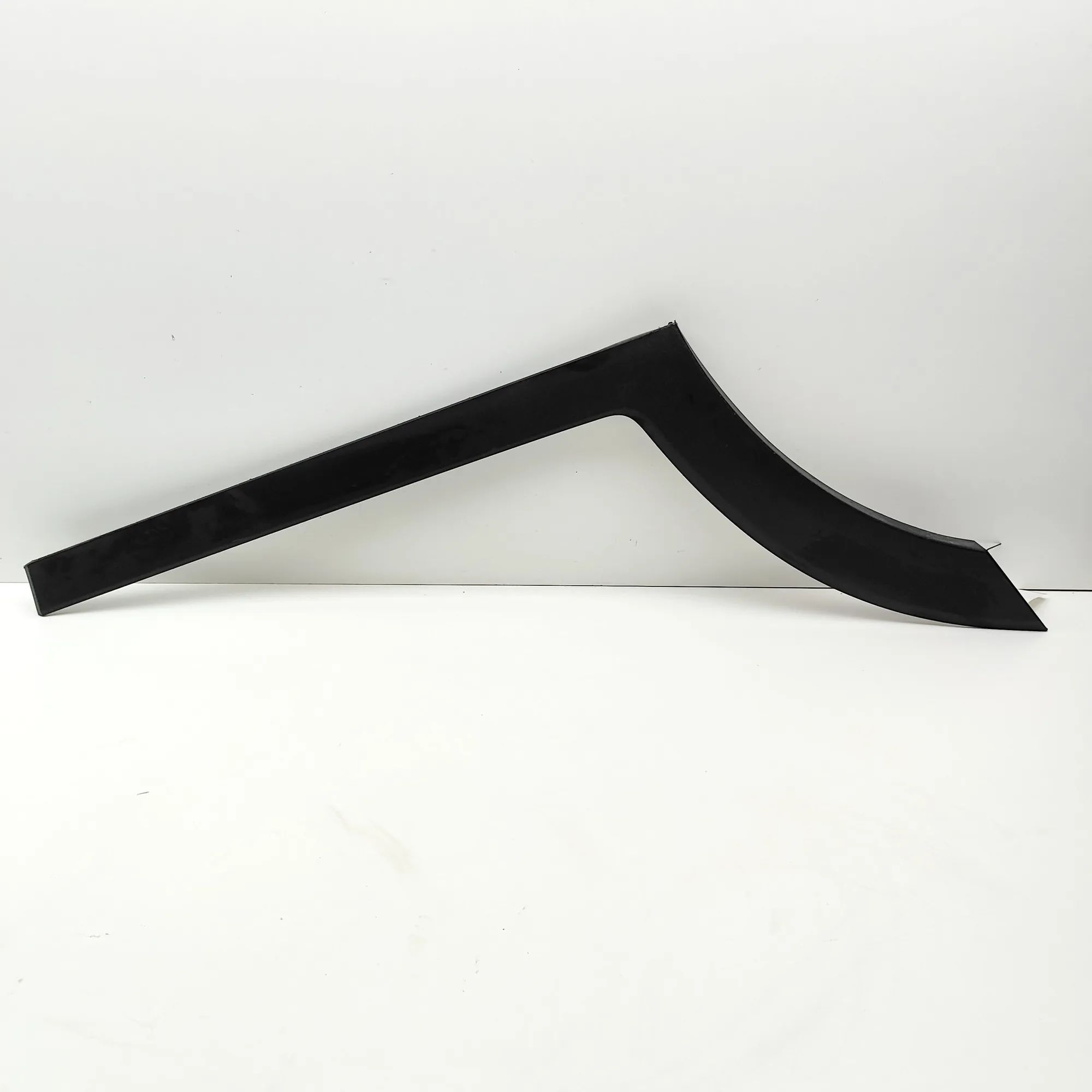 Hyundai Tucson Wheel arch trim — rear right Wheel arch trim — rear right — HYUNDAI TUCSON (...