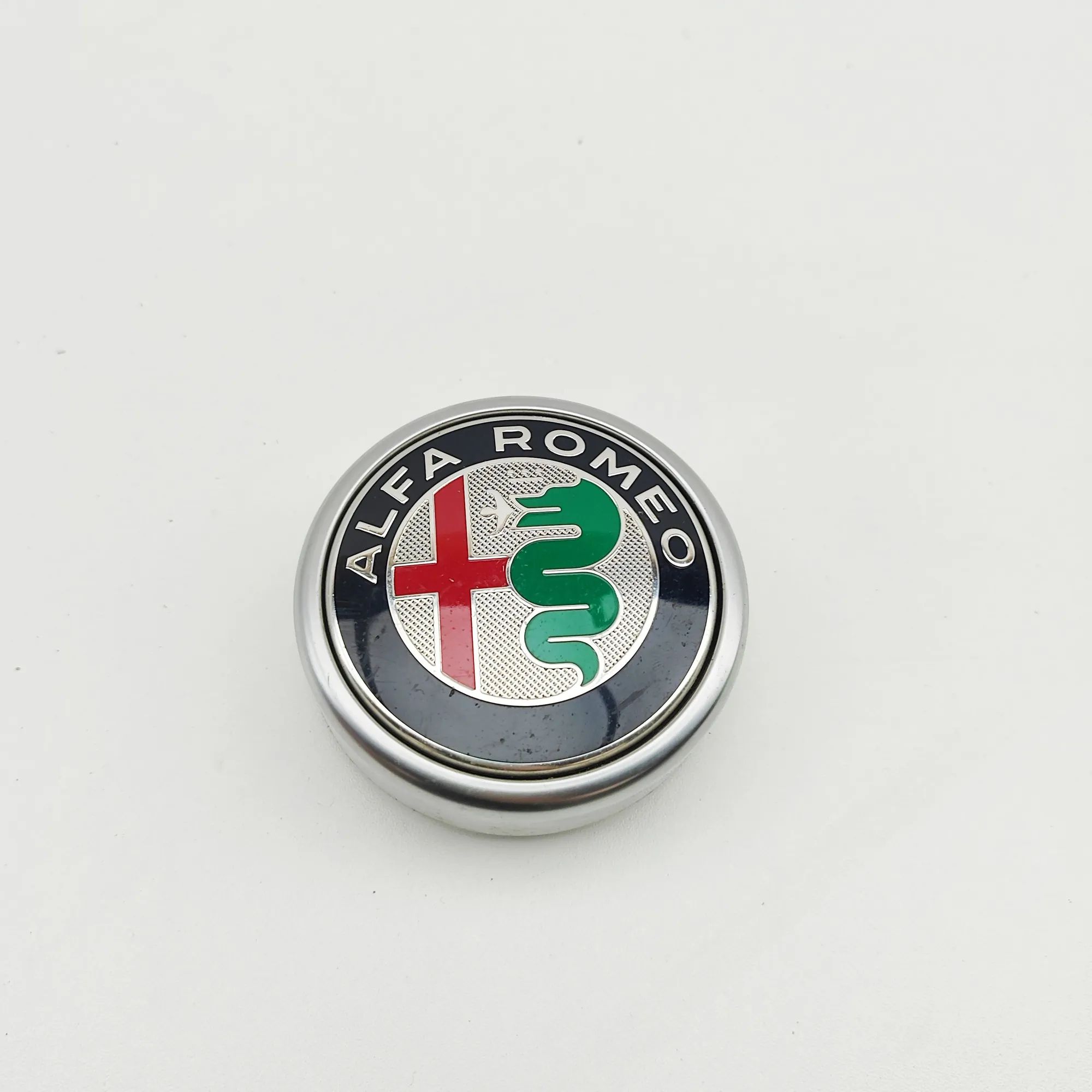 Alfa-Romeo Giulia (952) Manufacturer emblem Manufacturer emblem — ALFA ROMEO GIULIA (952_) ...