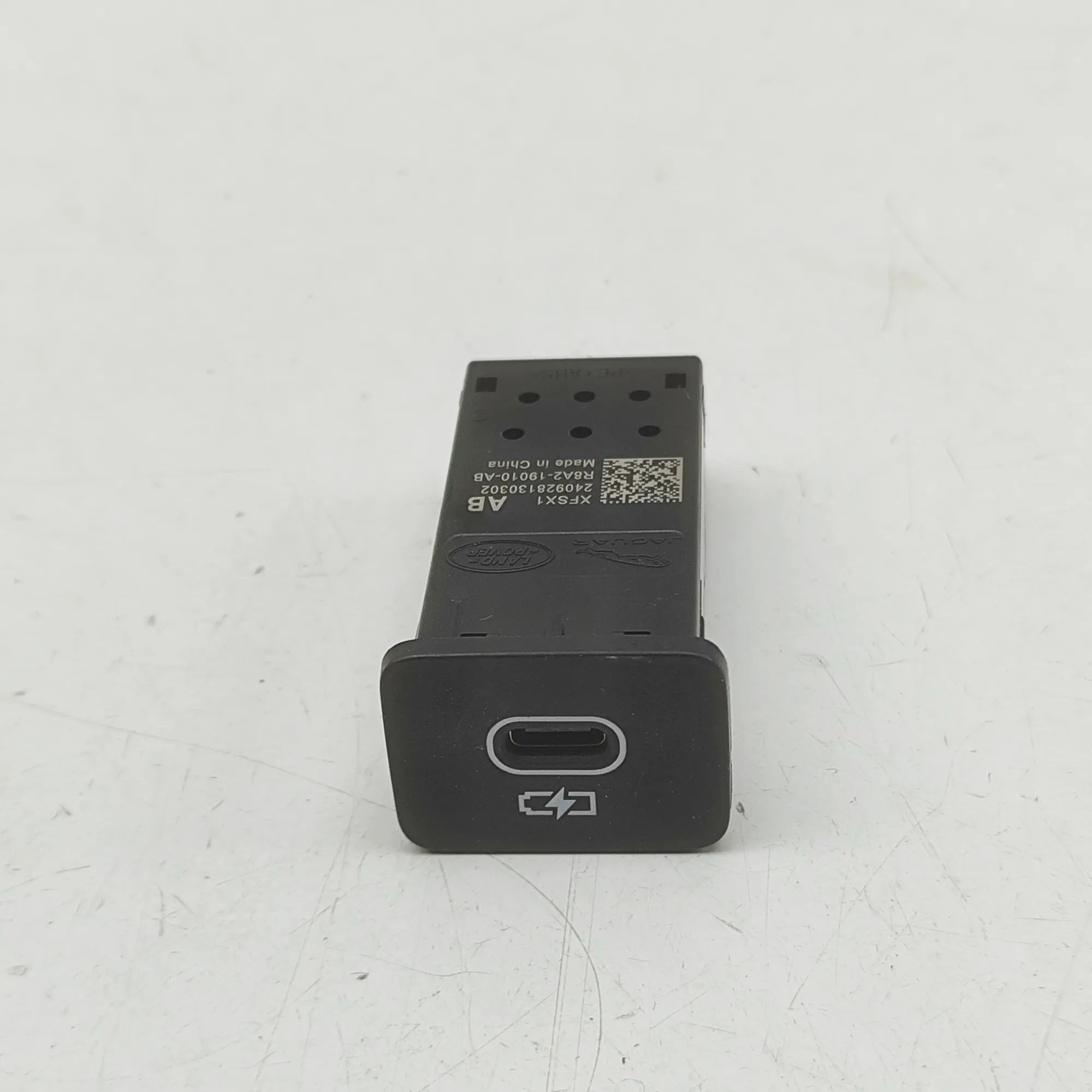 Land Rover Range Rover Evoque USB USB — LAND ROVER RANGE ROVER EVOQUE (L551) (201...