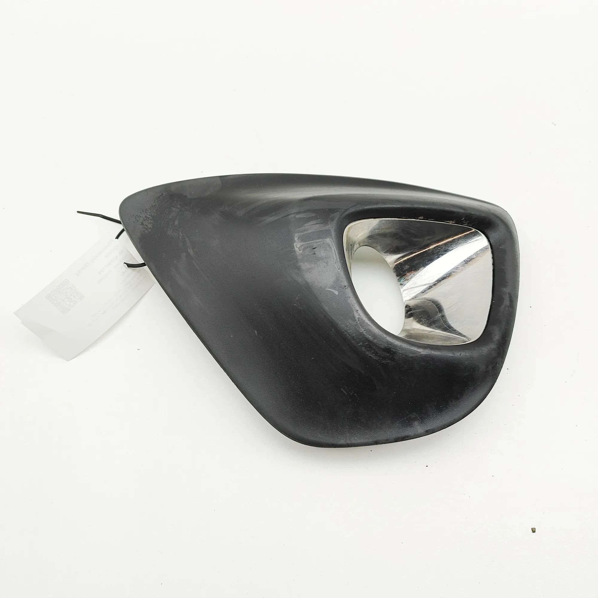 Opel Vivaro (B) Fog light trim Fog light trim — OPEL VIVARO (Van) (2014-...) —...