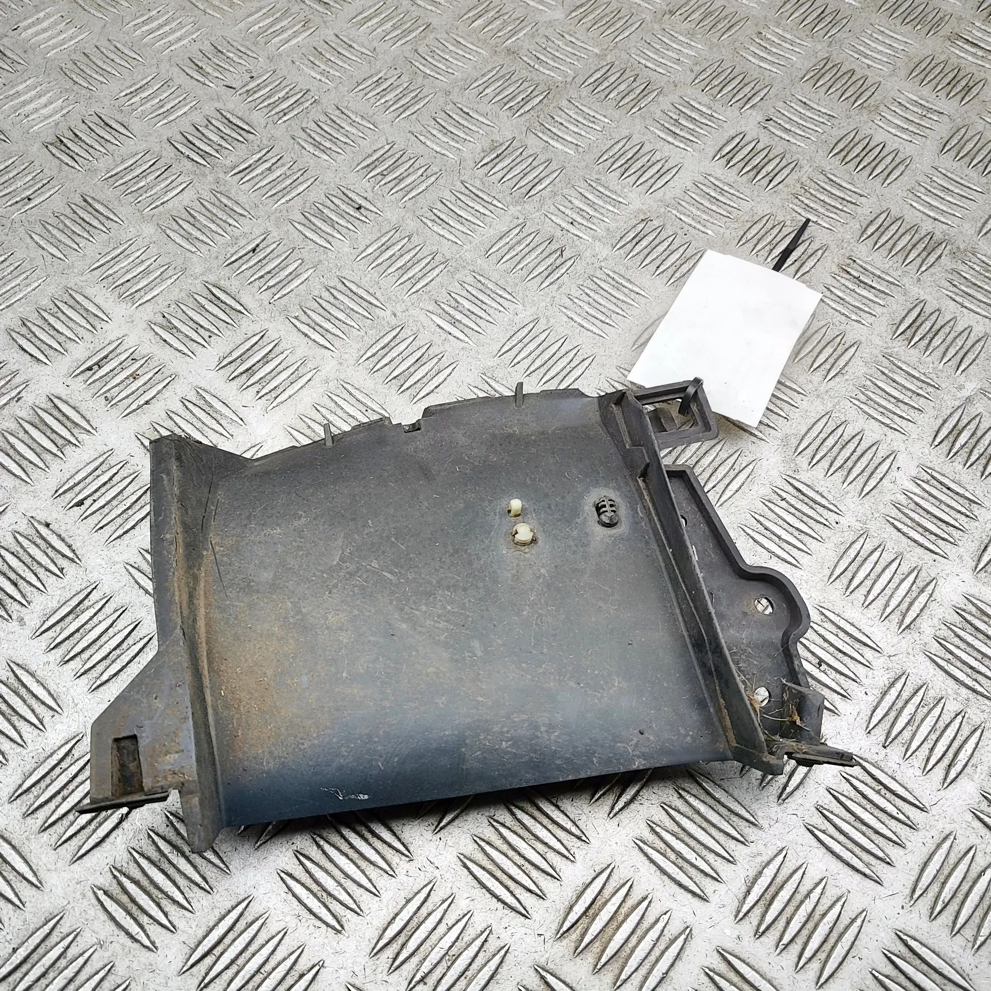 Jaguar XE Air intake duct part Air intake duct part — JAGUAR XE (X760) (2015-....