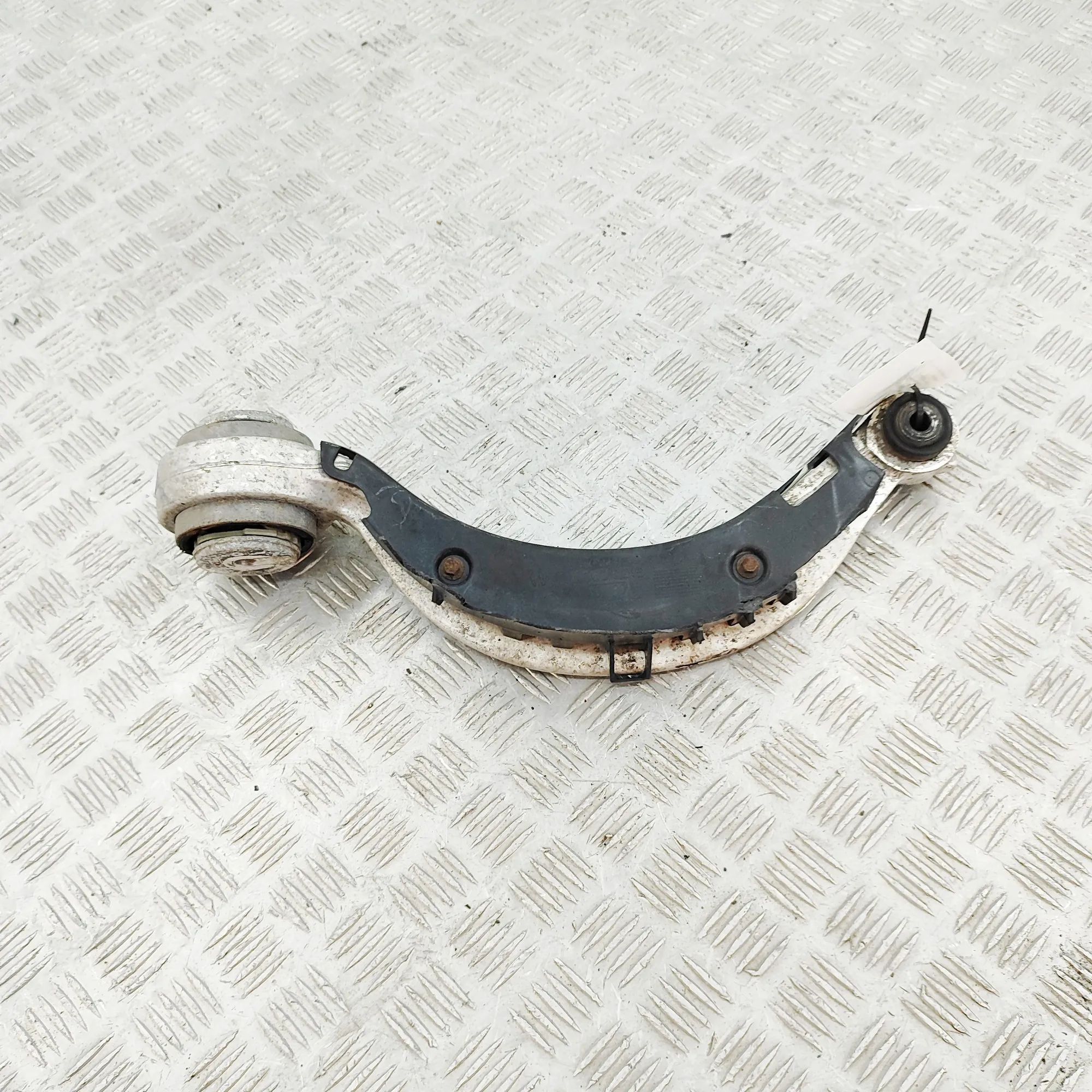 Jaguar XE Front Left Curved Control Arm Front Left Curved Control Arm — JAGUAR XE (X760...