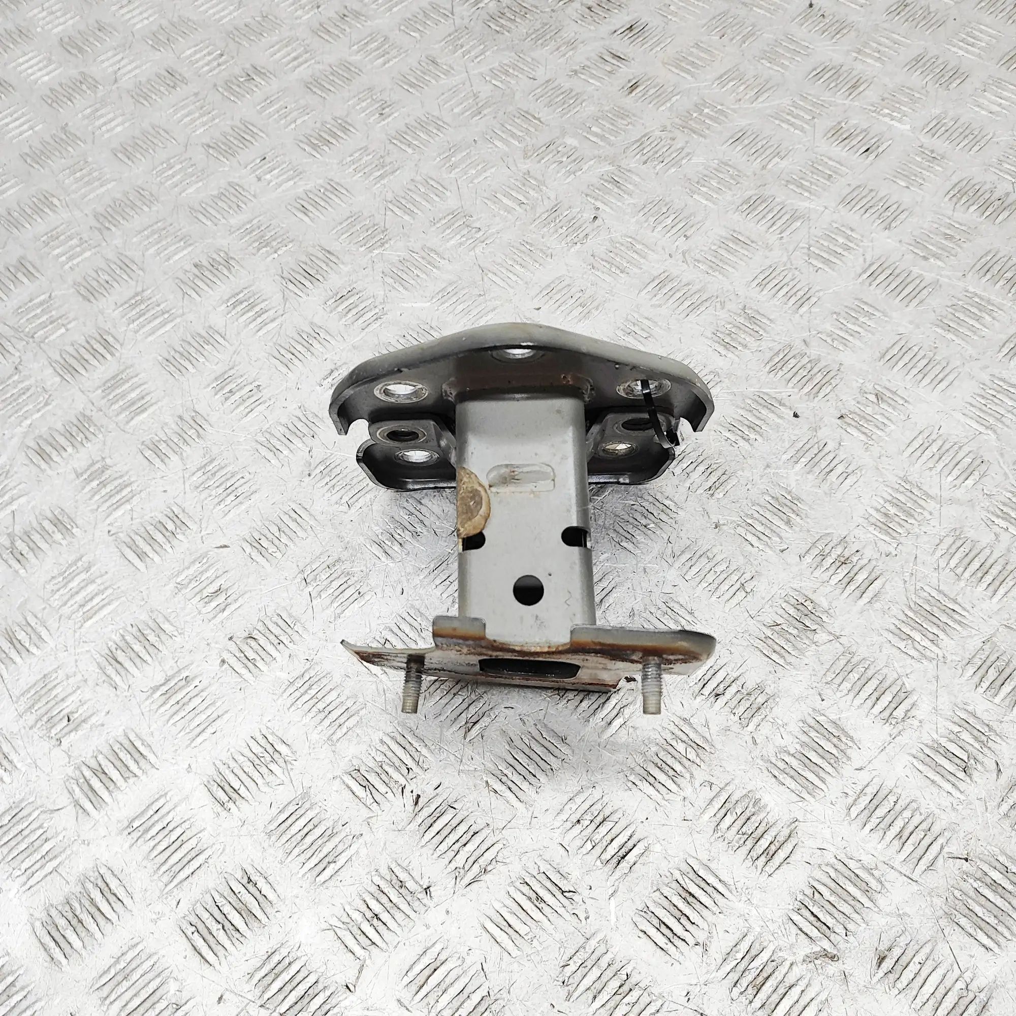 Nissan Juke Right Side Crash Absorber Right Side Crash Absorber — NISSAN JUKE (F16) (...