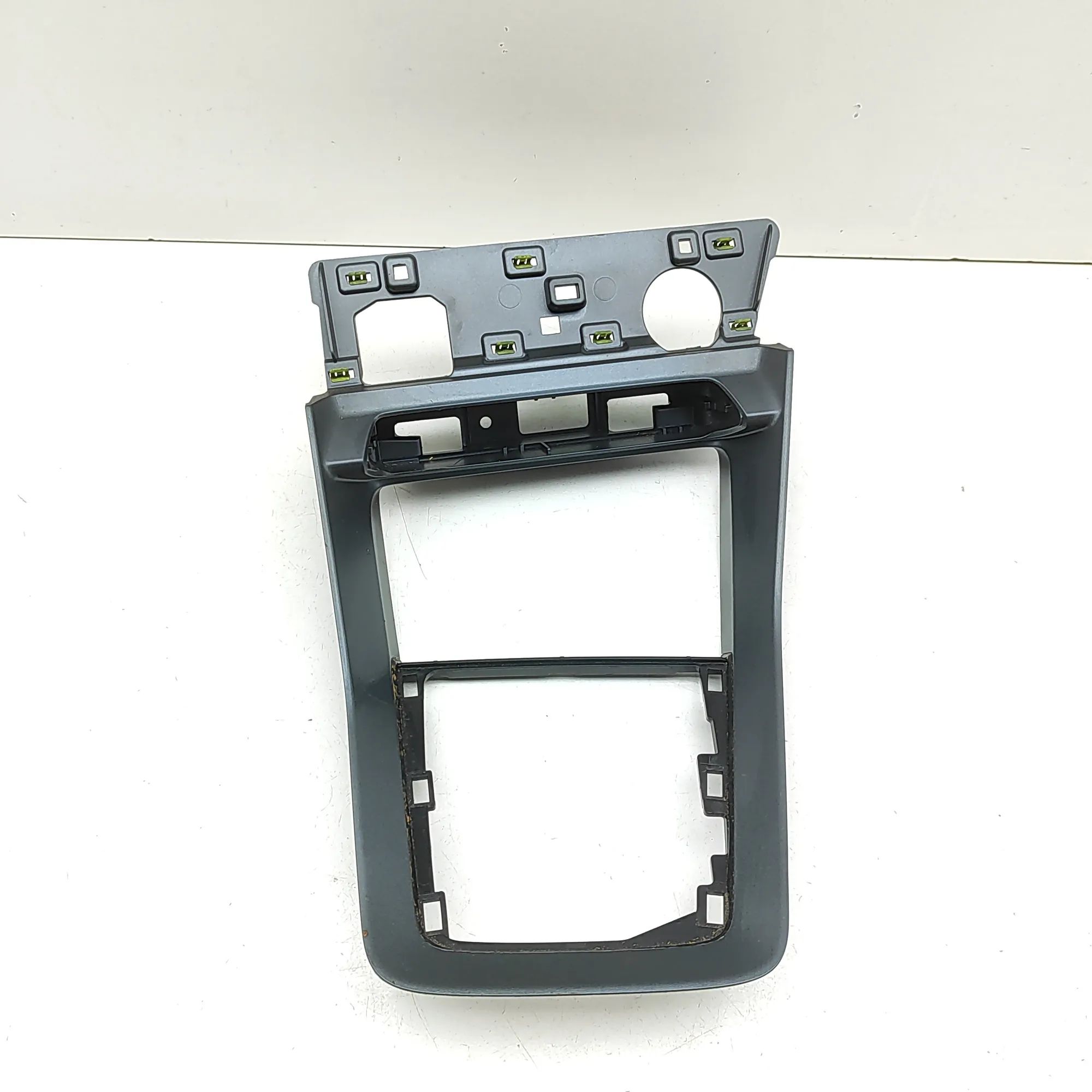 Audi Q3 (F3) Centre console trim Centre console trim — AUDI Q3 (F3) (2018-...) —...