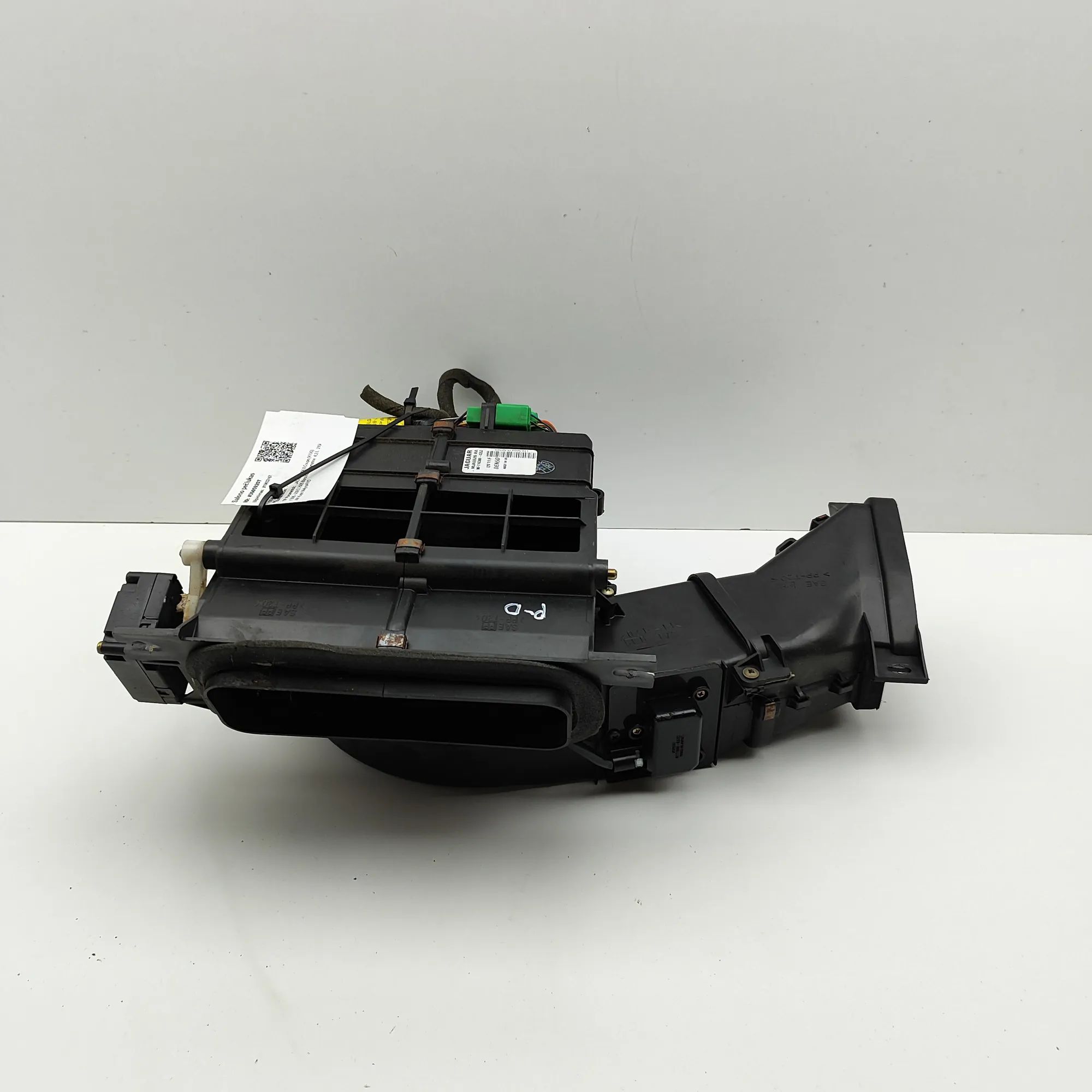 Jaguar XK Interior Heater Interior Heater — JAGUAR XK (8 Coupe X100) (199...