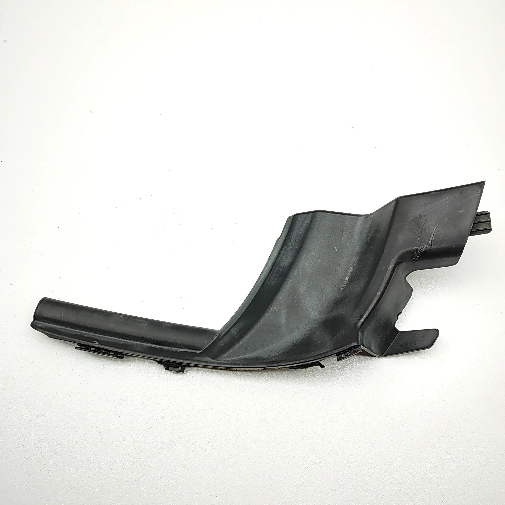 Isuzu D-Max Plastic fender panel — front right Plastic fender panel — front right — ISUZU D-MA...
