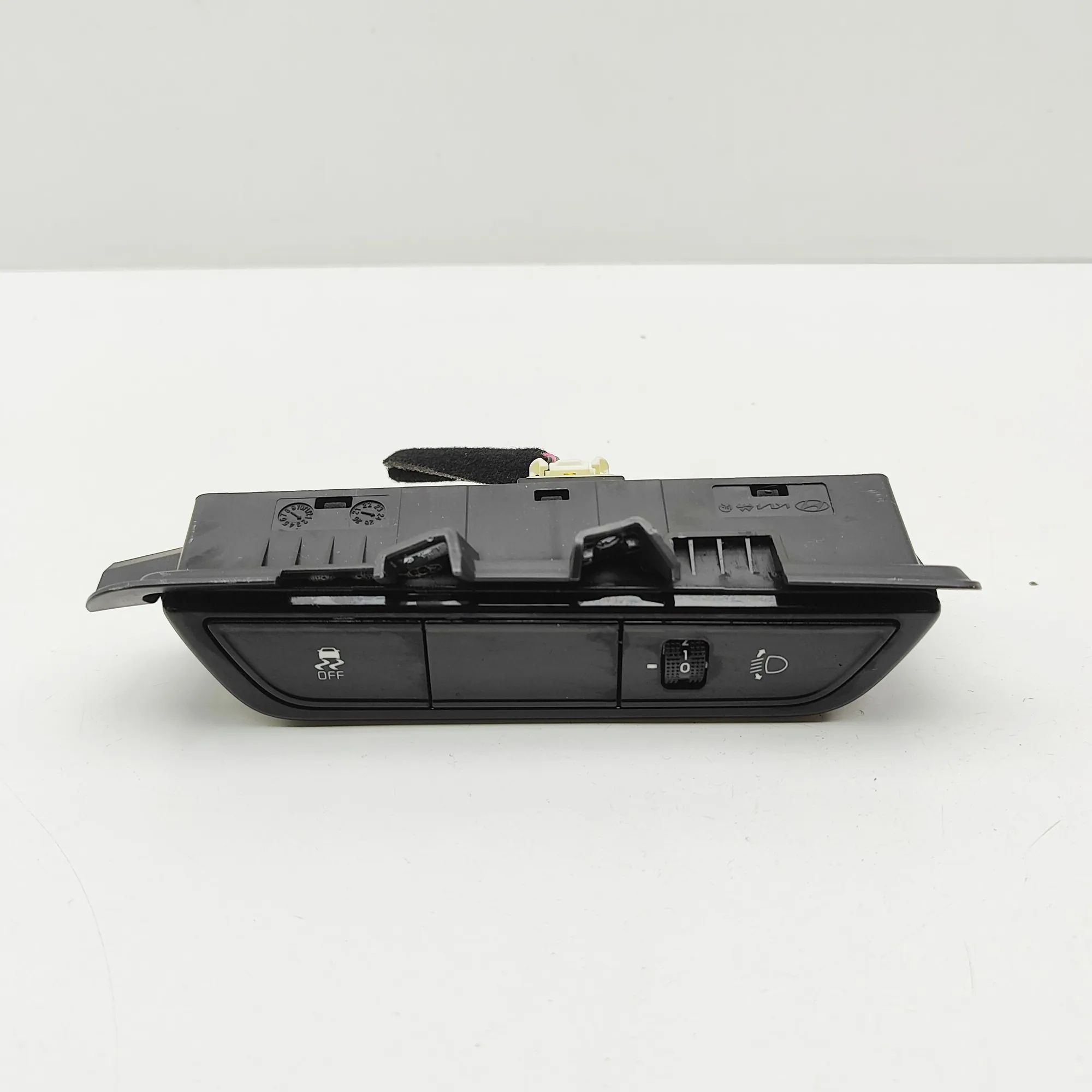 Kia Niro Button Switch Panel Button Switch Panel — KIA NIRO (II) (2022-...) ...